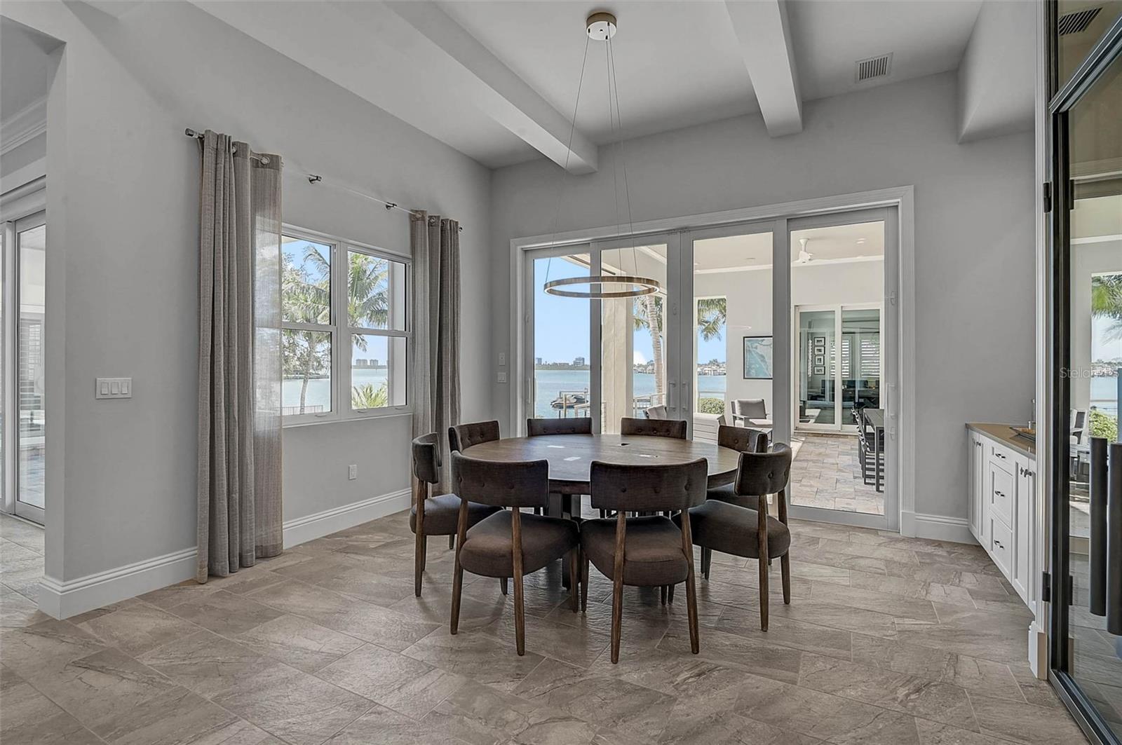 Sarasota, Florida, 34236, United States, 5 Bedrooms Bedrooms, ,6 BathroomsBathrooms,Residential,Active,1972132