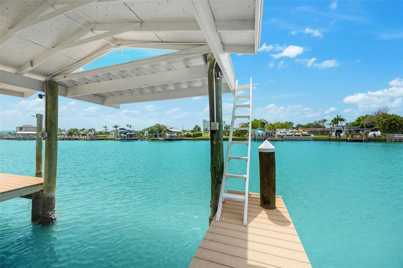 Clearwater Beach, Florida, 33767, United States, 3 Bedrooms Bedrooms, ,2 BathroomsBathrooms,Residential,Active,1894990