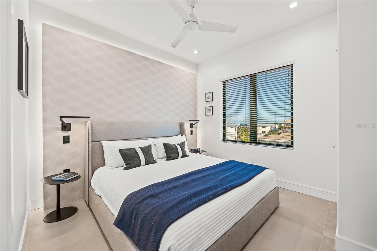 Bradenton Beach, Florida, 34217, United States, ,6 BathroomsBathrooms,Residential,Active,1829944