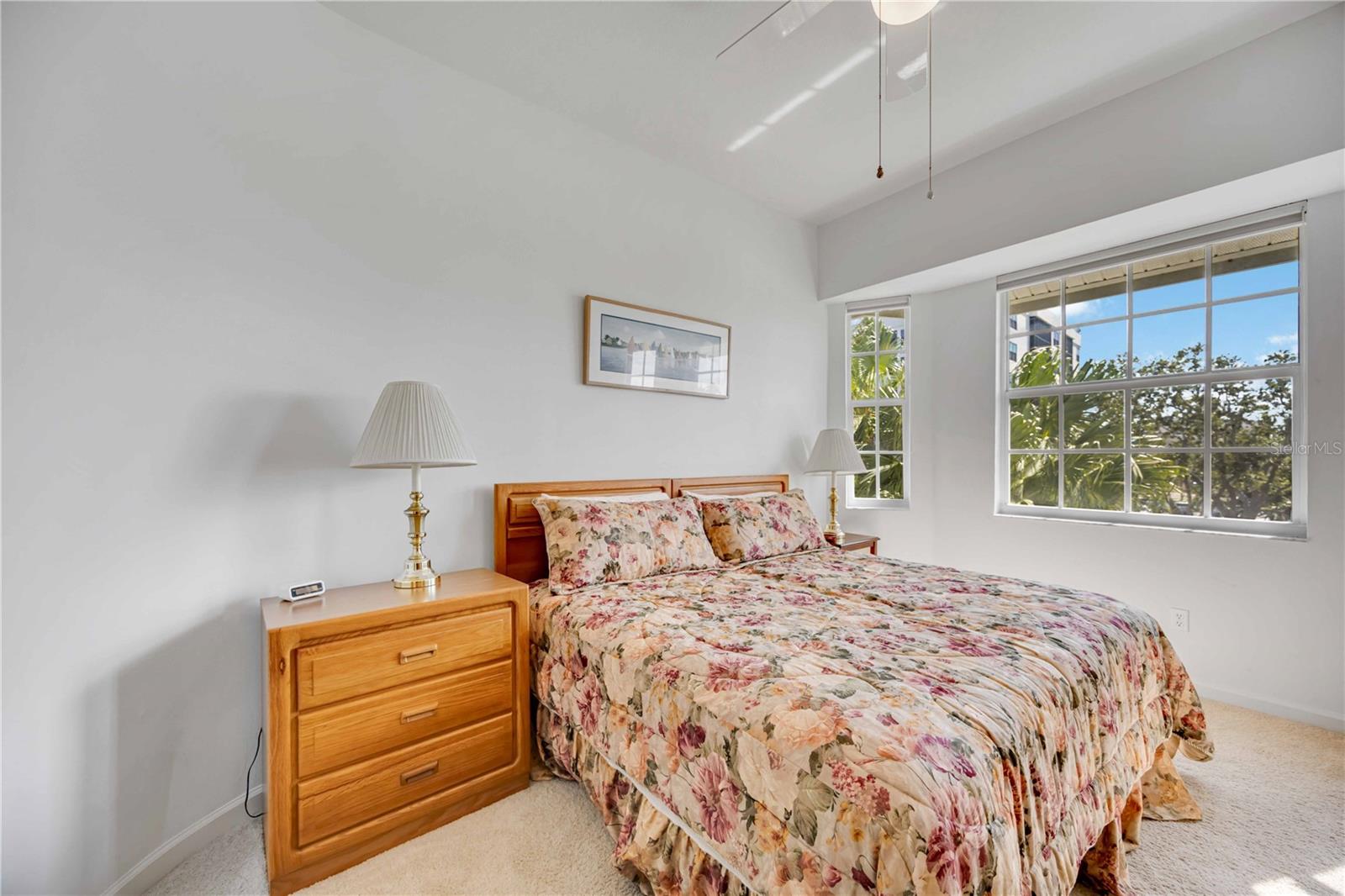 Siesta Key, Florida, 34242, United States, 3 Bedrooms Bedrooms, ,3 BathroomsBathrooms,Residential,Active,1762821
