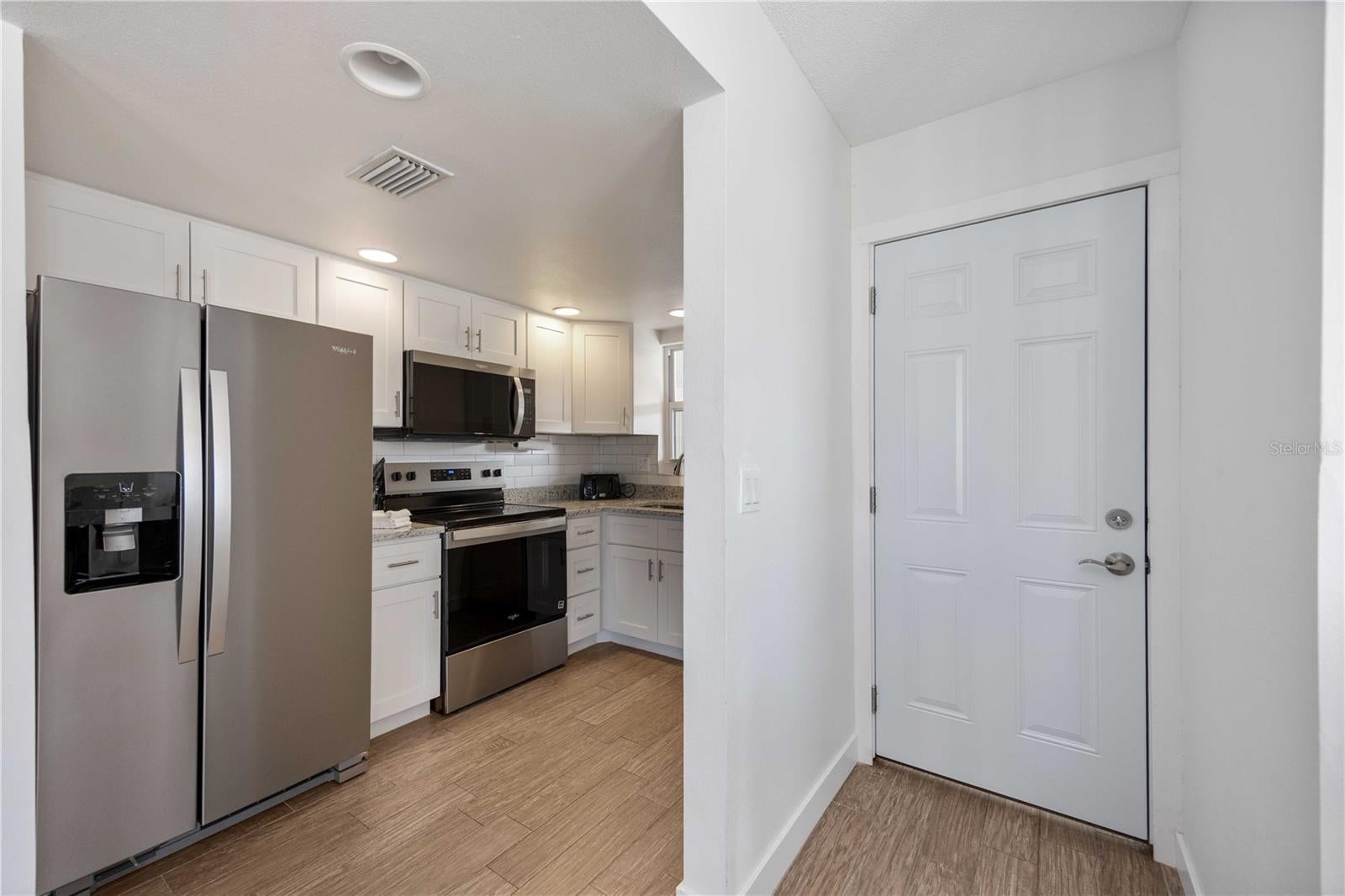 Sarasota, Florida, 34242, United States, 4 Bedrooms Bedrooms, ,3 BathroomsBathrooms,Residential,Active,1905468