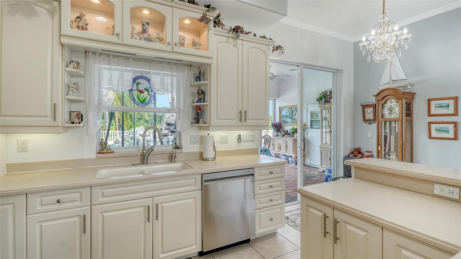 Sarasota, Florida, 34241, United States, 5 Bedrooms Bedrooms, ,4 BathroomsBathrooms,Residential,Active,1888985