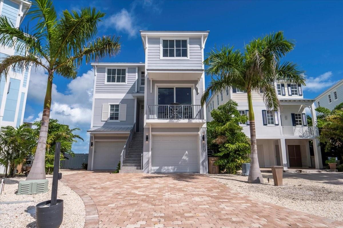 Marathon, Florida, 33050, United States, 5 Bedrooms Bedrooms, ,5 BathroomsBathrooms,Residential,Active,2011845