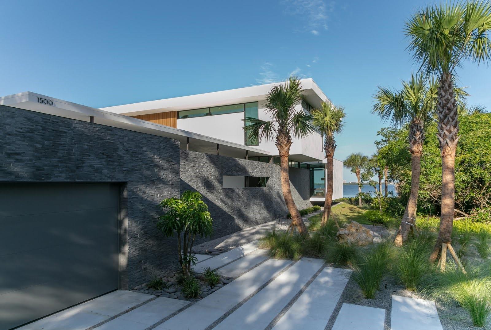 Sarasota, Florida, 34239, United States, 5 Bedrooms Bedrooms, ,5 BathroomsBathrooms,Residential,Active,2011197