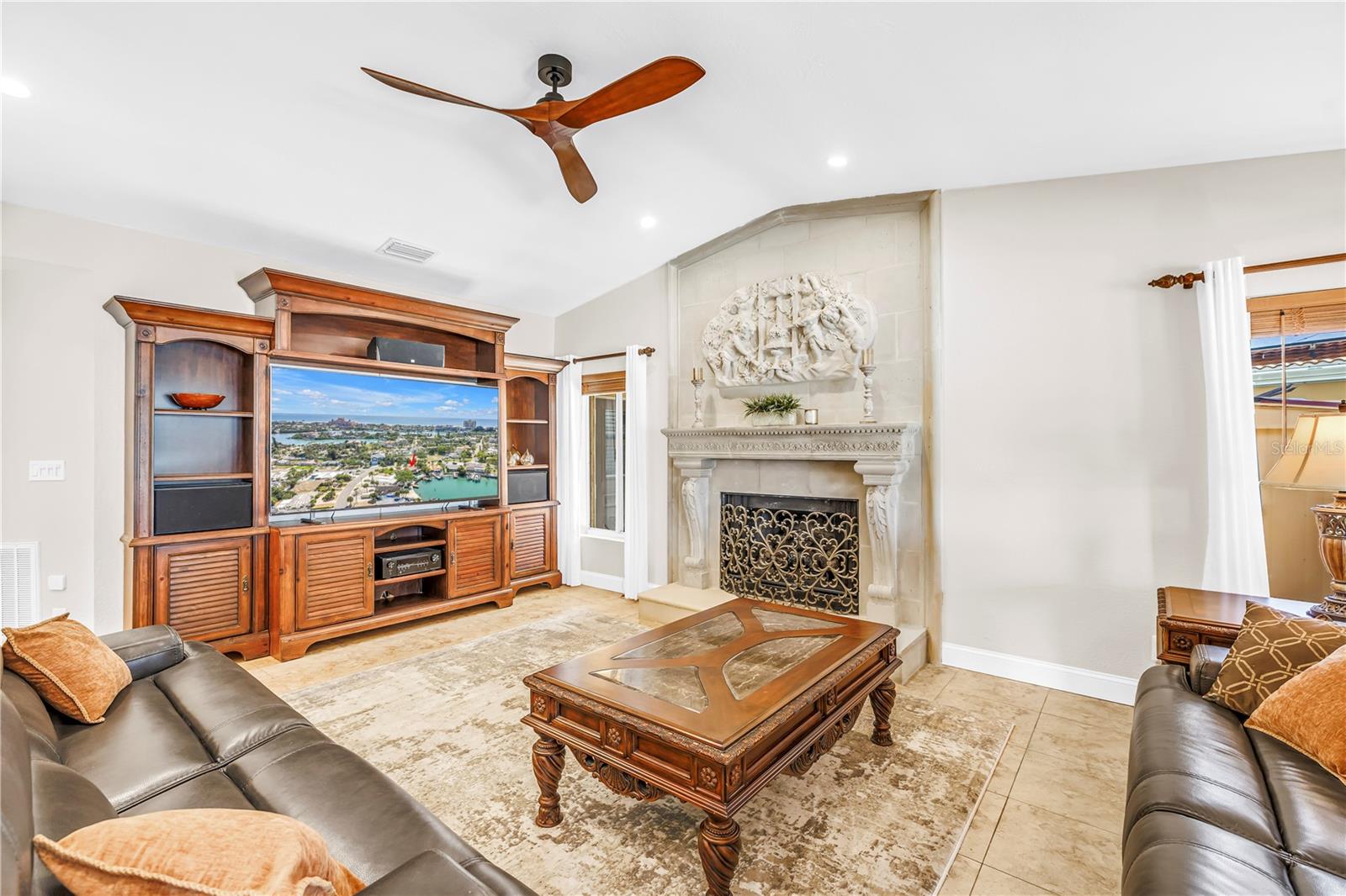 St Pete Beach, Florida, 33706, United States, 5 Bedrooms Bedrooms, ,3 BathroomsBathrooms,Residential,Active,2041617