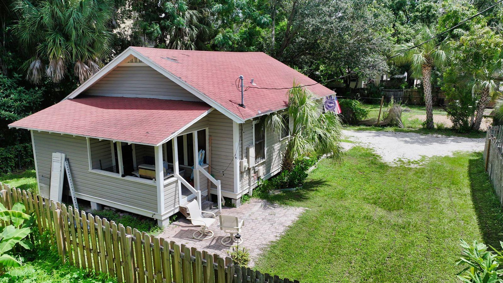 Sarasota, Florida, 34236, United States, 3 Bedrooms Bedrooms, ,2 BathroomsBathrooms,Residential,Active,1871824