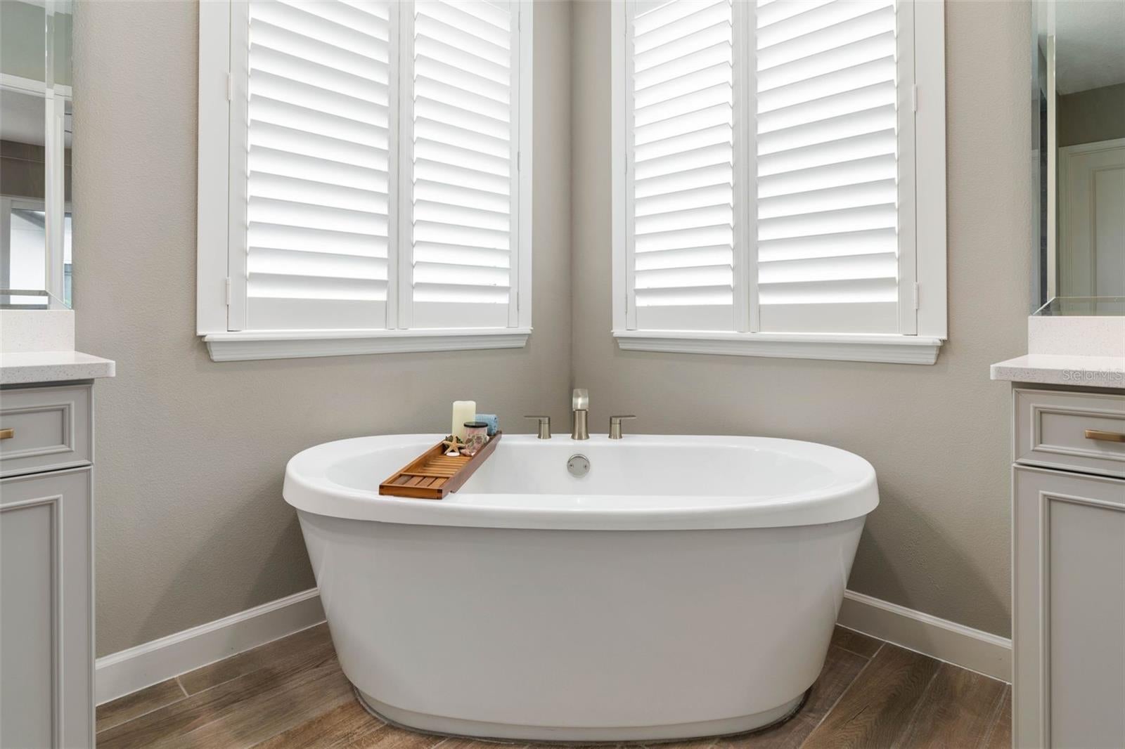 Palm Coast, Florida, 32137, United States, 4 Bedrooms Bedrooms, ,4 BathroomsBathrooms,Residential,Active,1953401