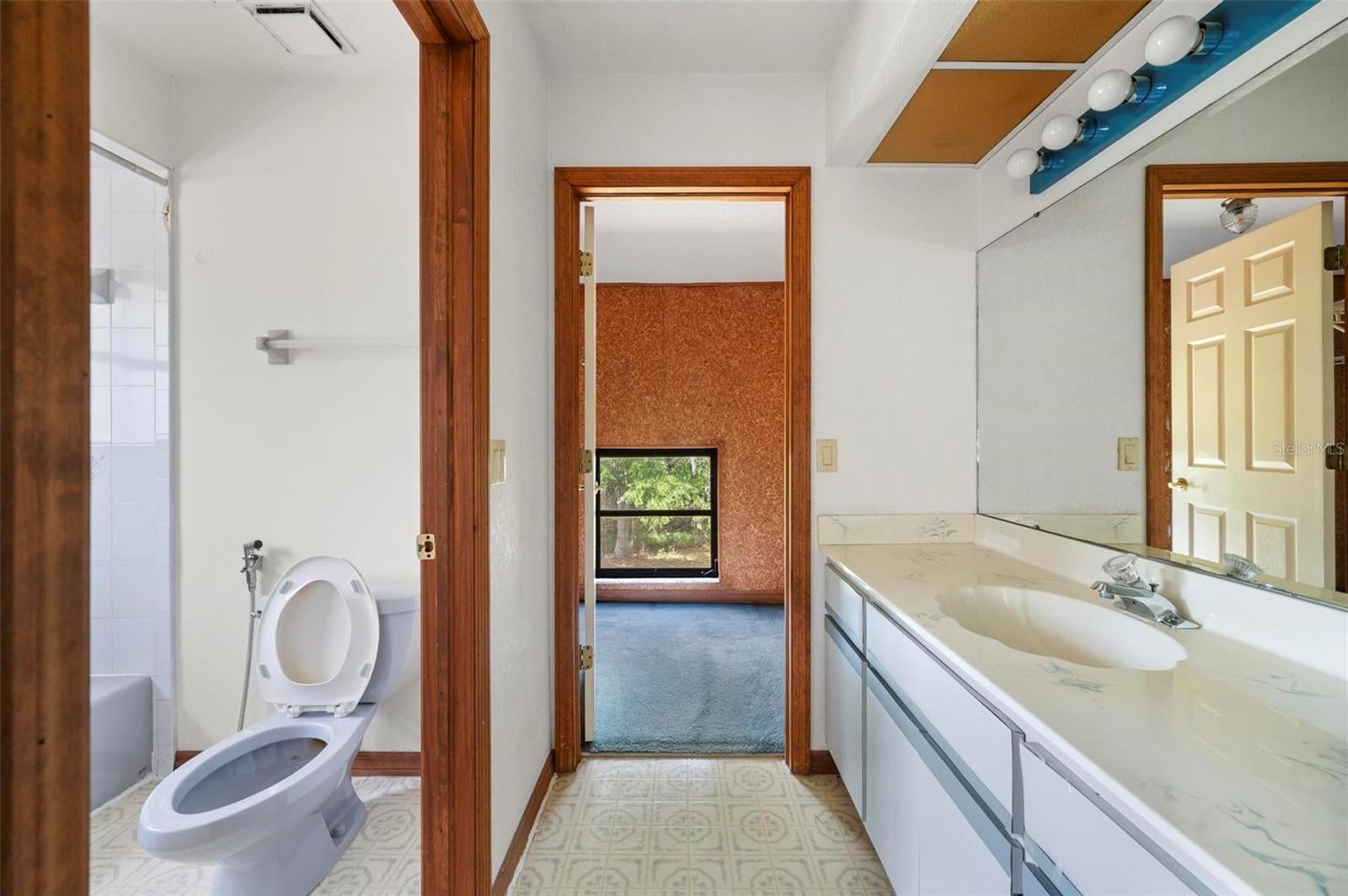 Port Charlotte, Florida, 33952, United States, 9 Bedrooms Bedrooms, ,9 BathroomsBathrooms,Residential,Active,2041552