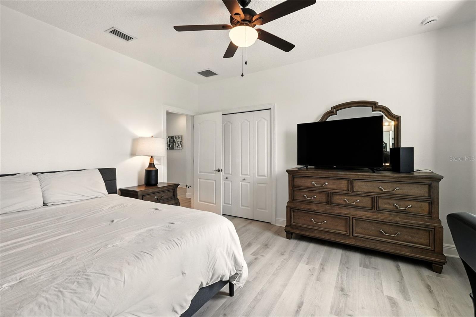 Windermere, Florida, 34786, United States, 5 Bedrooms Bedrooms, ,6 BathroomsBathrooms,Residential,Active,1894516