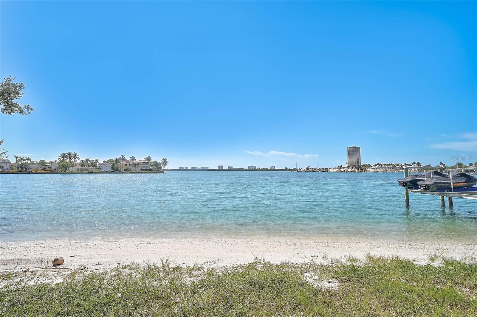 Sarasota, Florida, 34236, United States, 5 Bedrooms Bedrooms, ,6 BathroomsBathrooms,Residential,Active,1972132