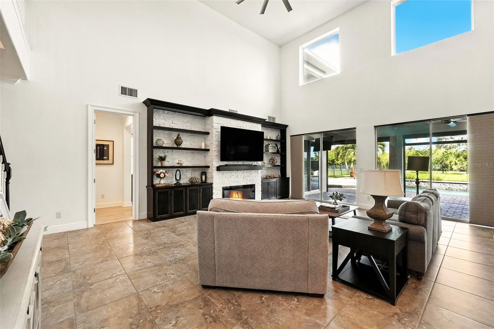 Windermere, Florida, 34786, United States, 5 Bedrooms Bedrooms, ,6 BathroomsBathrooms,Residential,Active,1894516