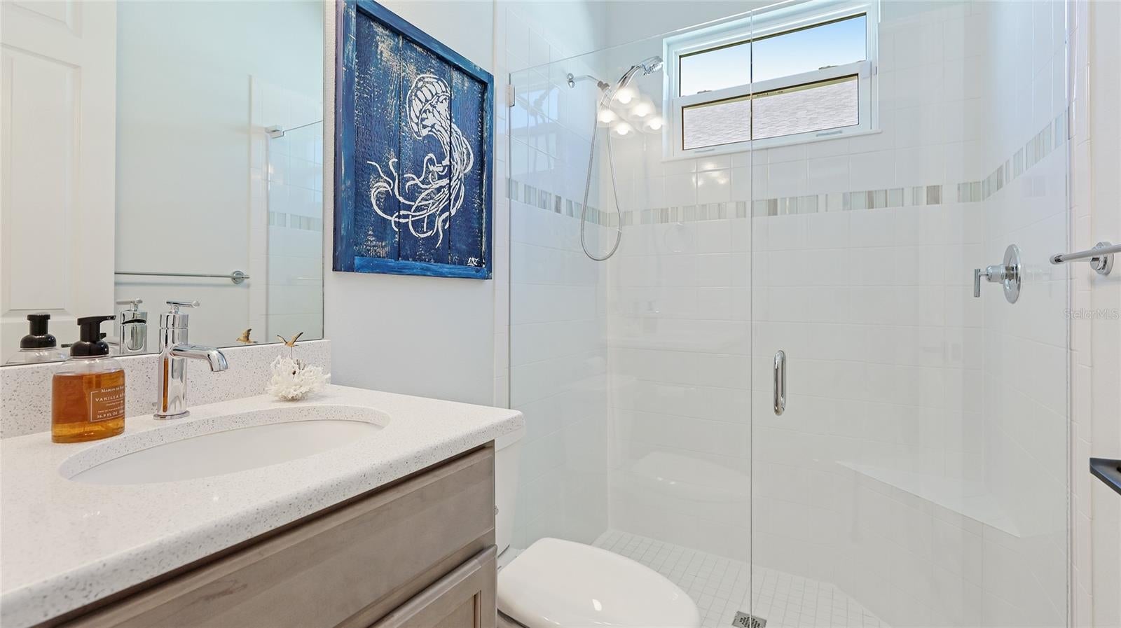 Bradenton, Florida, 34209, United States, 5 Bedrooms Bedrooms, ,3 BathroomsBathrooms,Residential,Active,1902926