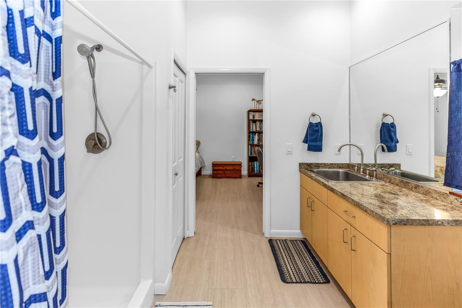 Crystal River, Florida, 34428, United States, 6 Bedrooms Bedrooms, ,5 BathroomsBathrooms,Residential,Active,1945058