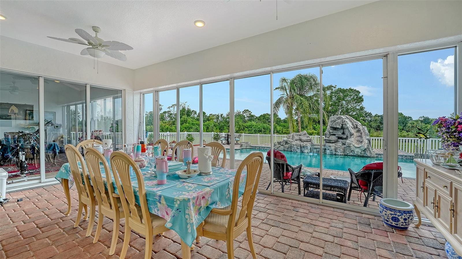 Sarasota, Florida, 34241, United States, 5 Bedrooms Bedrooms, ,4 BathroomsBathrooms,Residential,Active,1888985