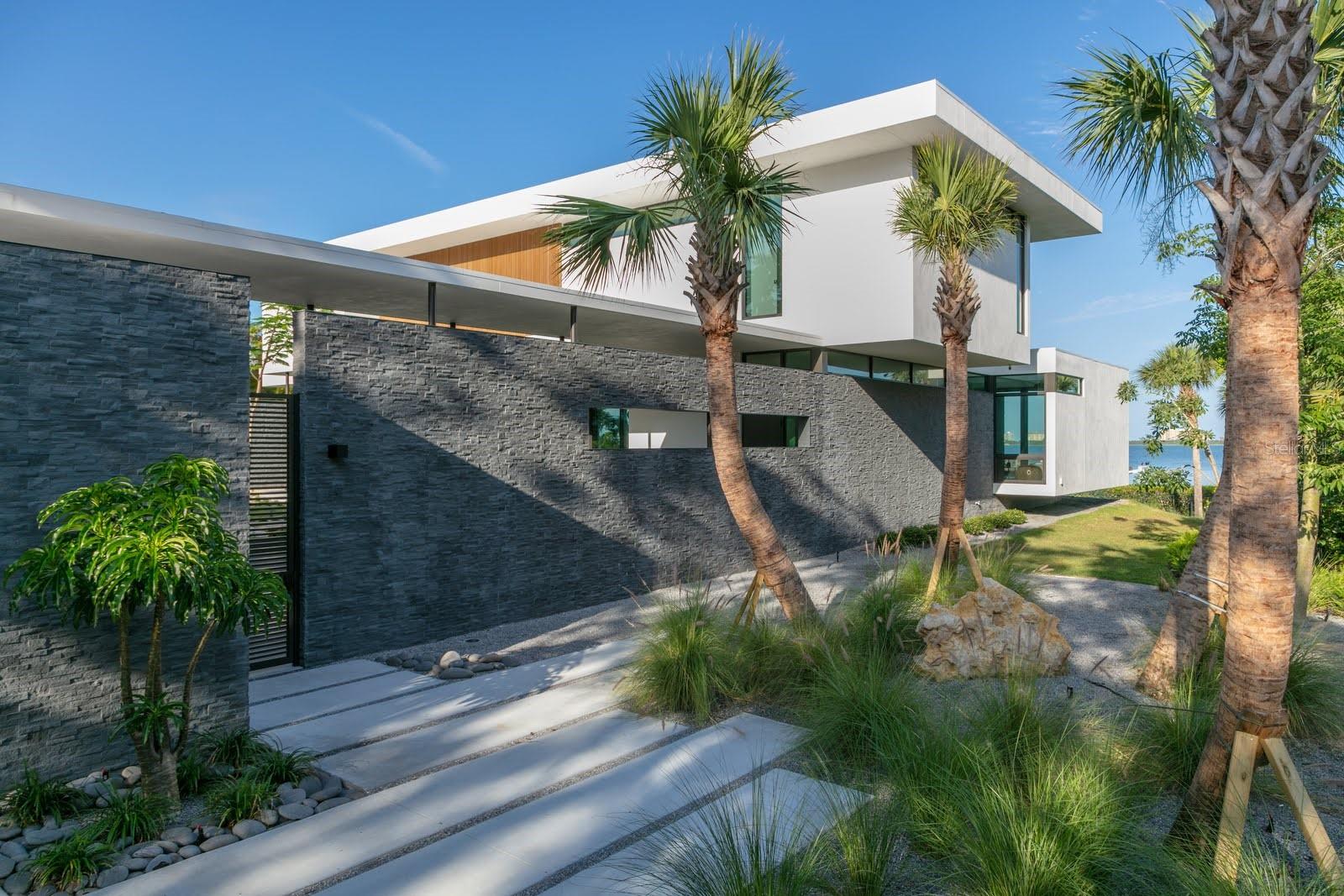 Sarasota, Florida, 34239, United States, 5 Bedrooms Bedrooms, ,5 BathroomsBathrooms,Residential,Active,2011197