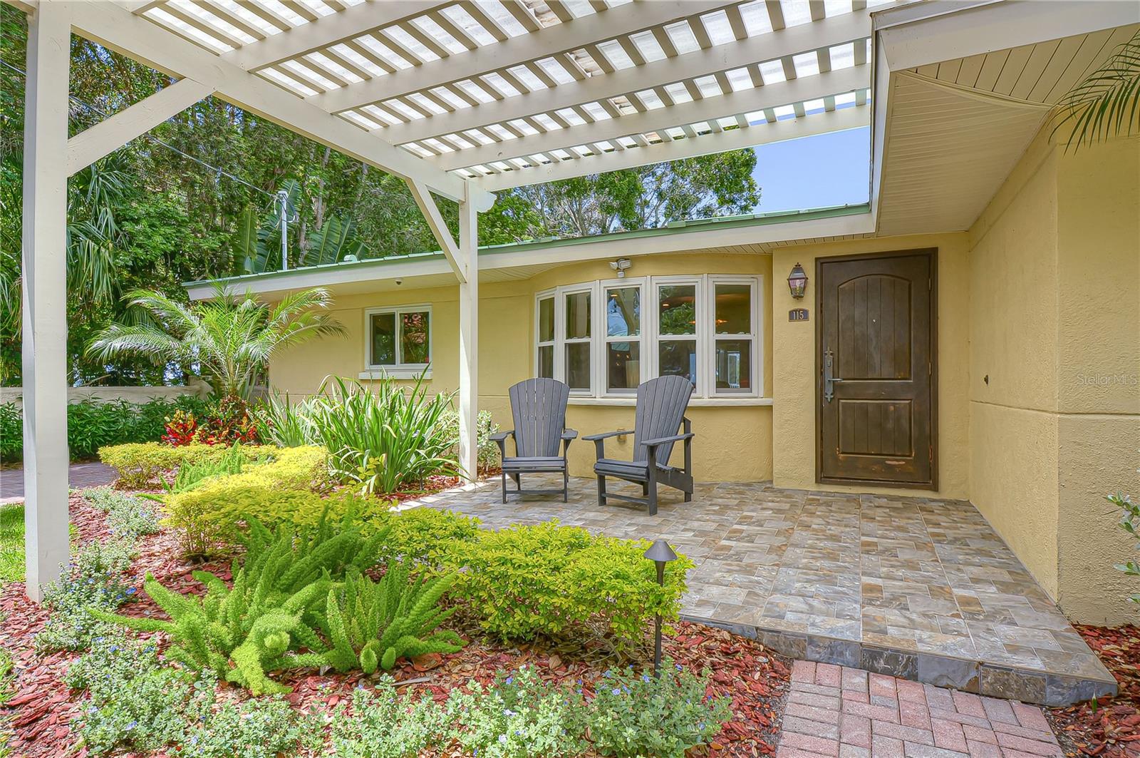 Dunedin, Florida, 34698, United States, 3 Bedrooms Bedrooms, ,3 BathroomsBathrooms,Residential,Active,1994972