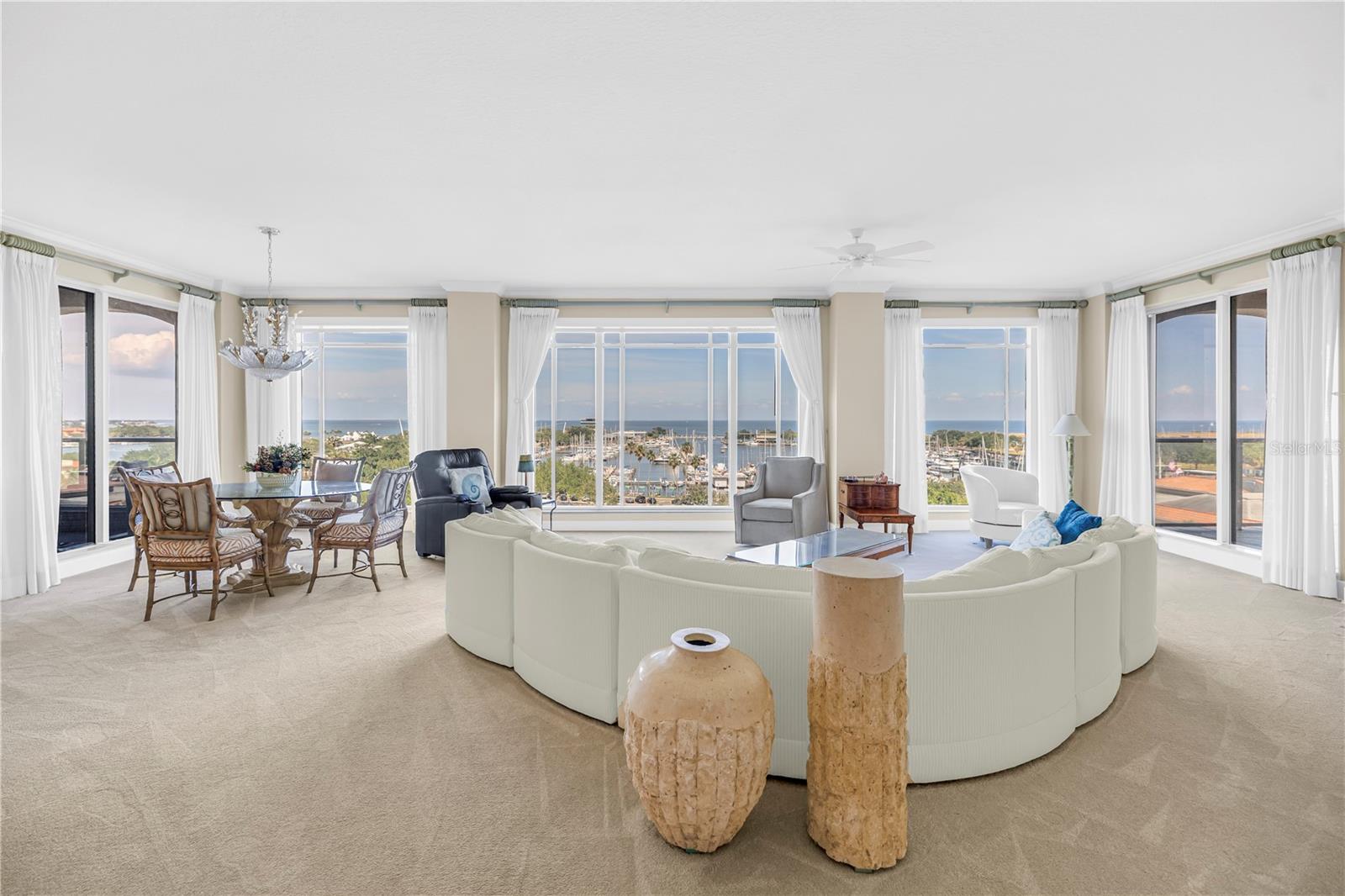 St Petersburg, Florida, 33701, United States, 3 Bedrooms Bedrooms, ,3 BathroomsBathrooms,Residential,Active,2045043