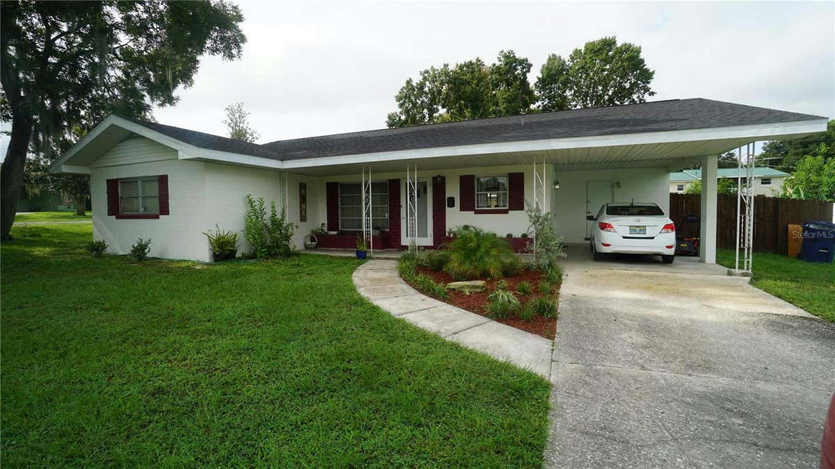 470 E BEACH ST, GROVELAND, FL 34736, photo 1 of 23