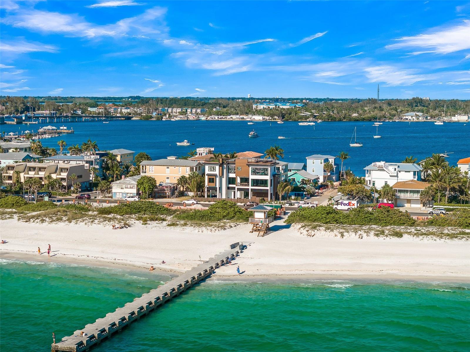 Bradenton Beach, Florida, 34217, United States, ,6 BathroomsBathrooms,Residential,Active,1829944