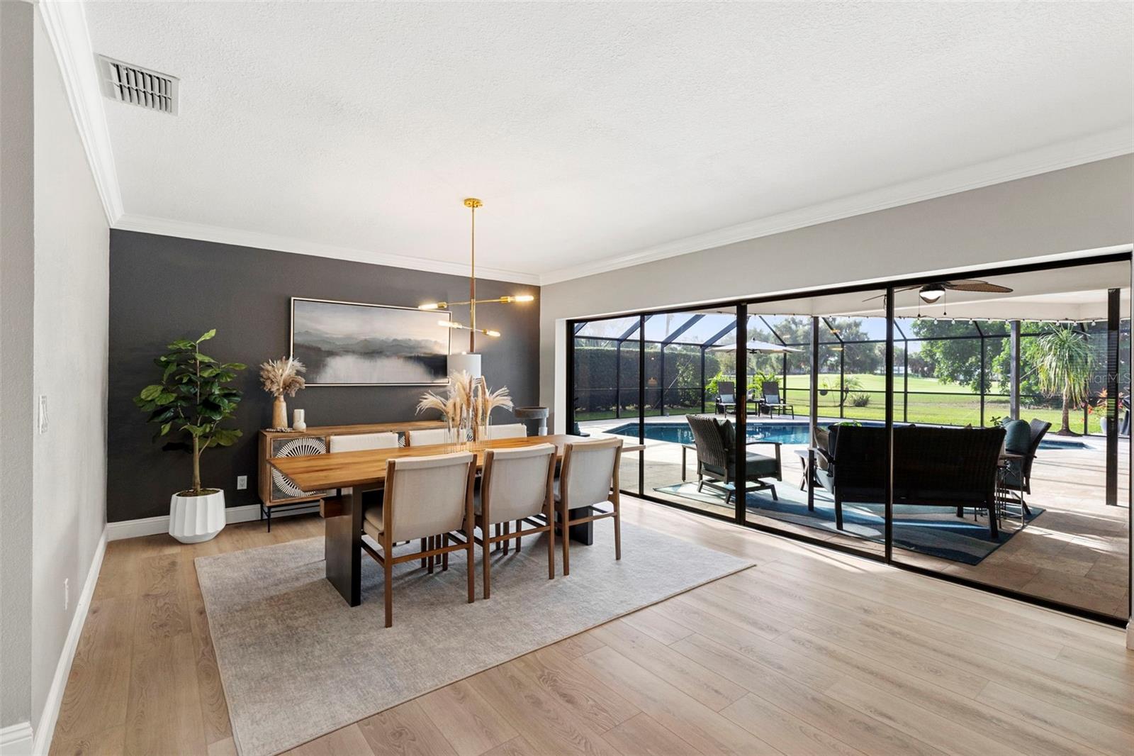 Clearwater, Florida, 33761, United States, 5 Bedrooms Bedrooms, ,3 BathroomsBathrooms,Residential,Active,1953689