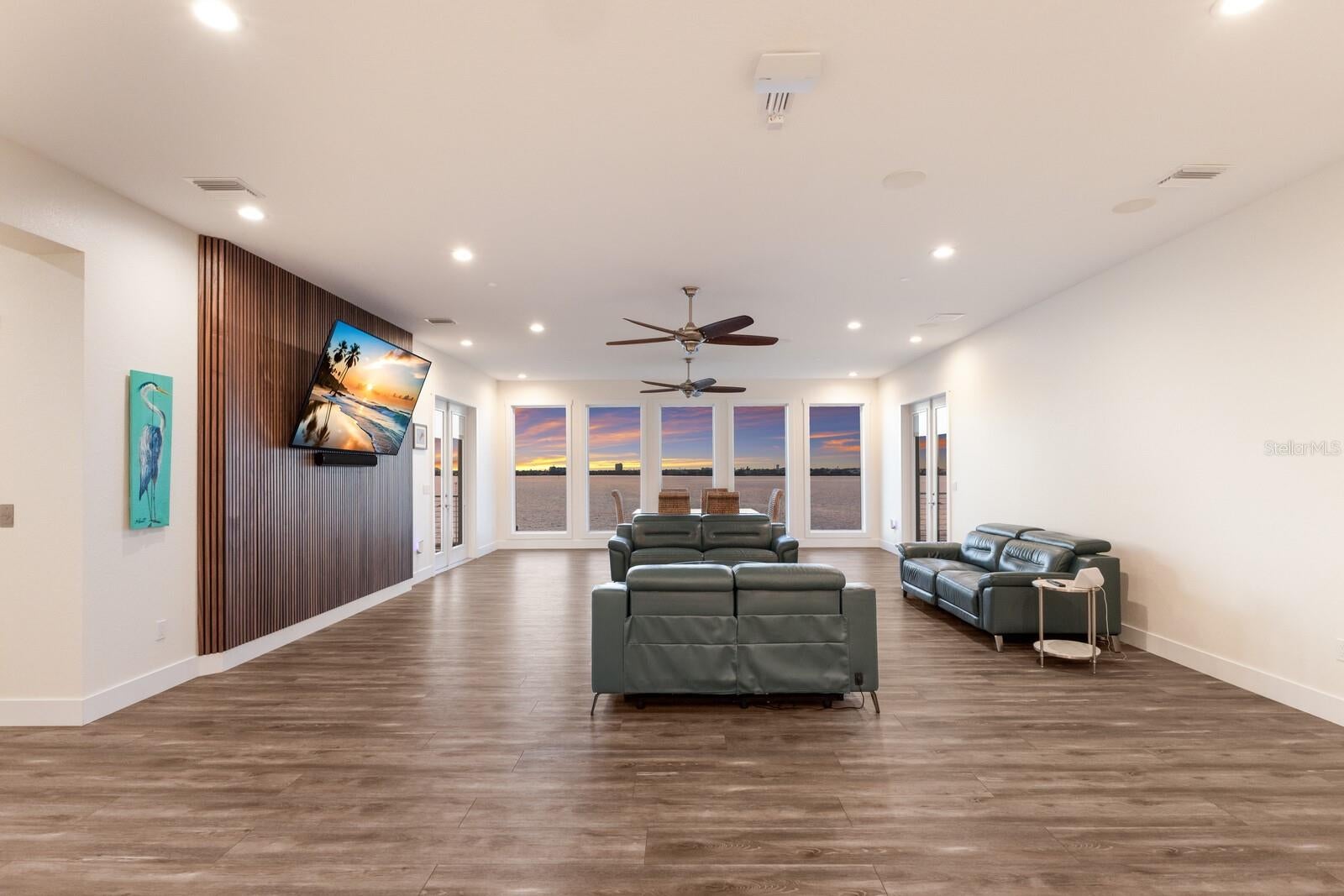 Bradenton, Florida, 34208, United States, ,5 BathroomsBathrooms,Residential,Active,1745633