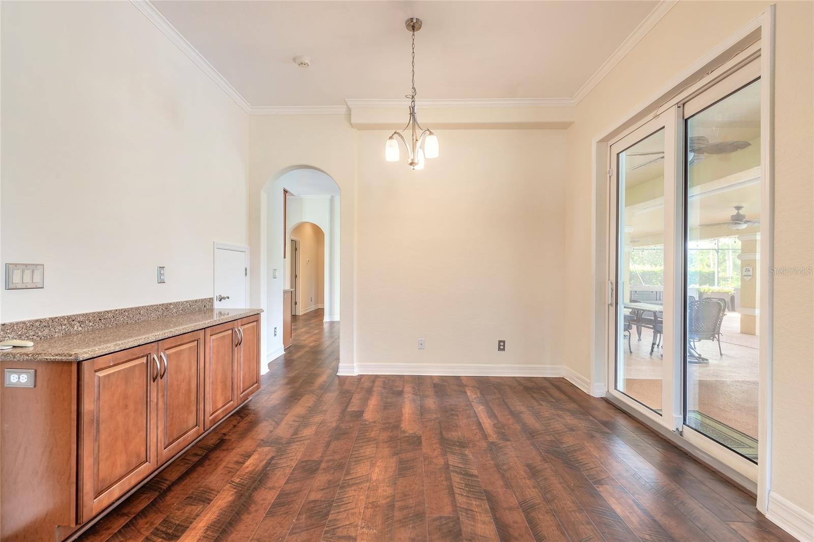 Daytona Beach, Florida, 32124, United States, 5 Bedrooms Bedrooms, ,4 BathroomsBathrooms,Residential,Active,1945086