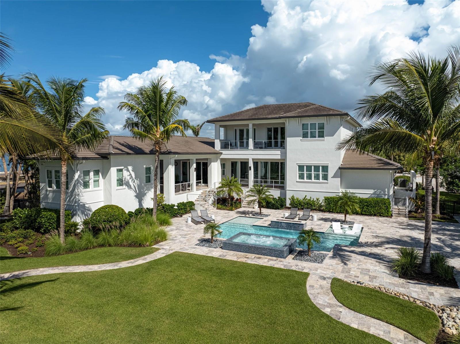 Sarasota, Florida, 34236, United States, 5 Bedrooms Bedrooms, ,6 BathroomsBathrooms,Residential,Active,1972132