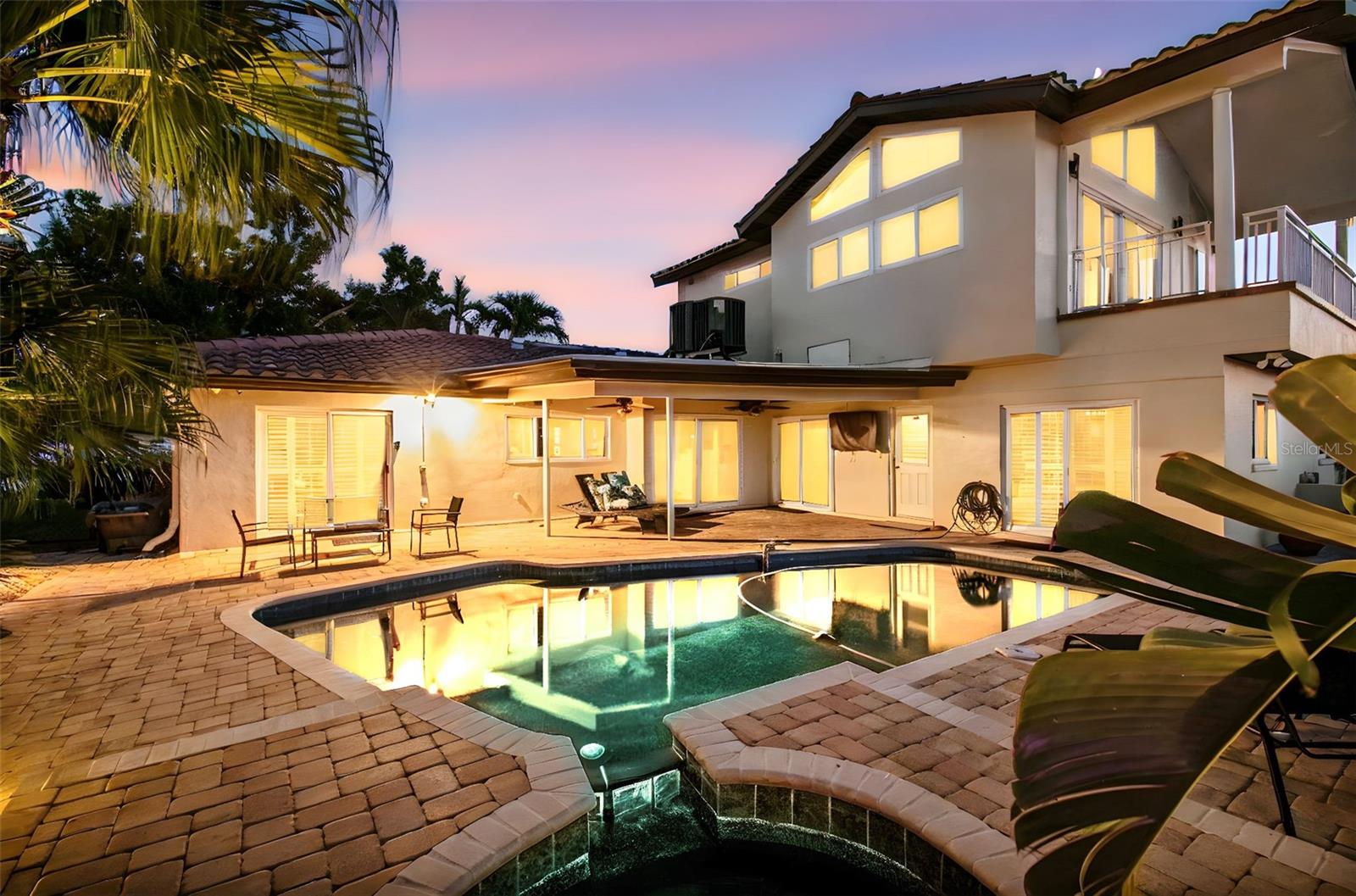 St Petersburg, Florida, 33703, United States, 4 Bedrooms Bedrooms, ,4 BathroomsBathrooms,Residential,Active,1934835