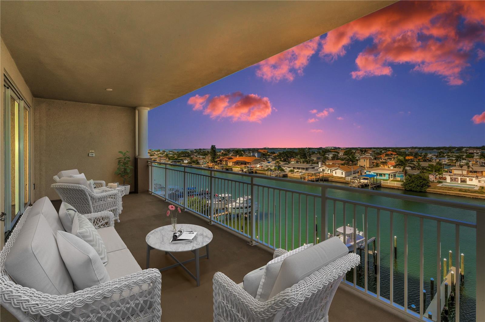 Clearwater Beach, Florida, 33767, United States, 3 Bedrooms Bedrooms, ,2 BathroomsBathrooms,Residential,Active,1998584