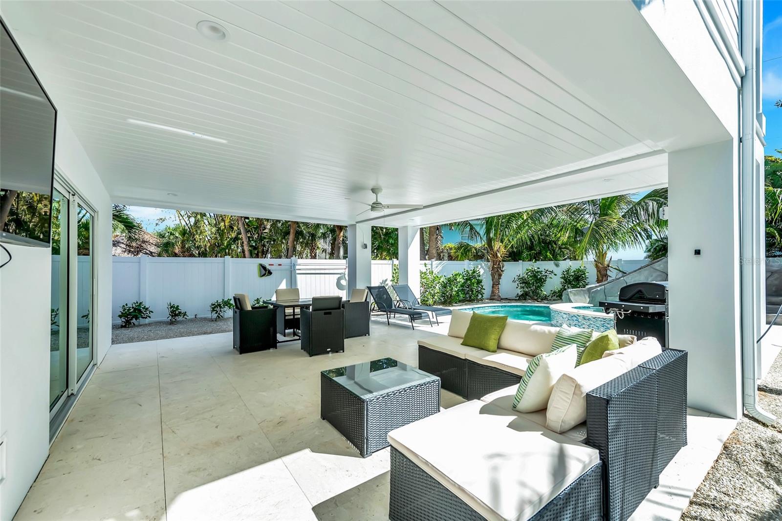 Sarasota, Florida, 34242, United States, 7 Bedrooms Bedrooms, ,7 BathroomsBathrooms,Residential,Active,1831779