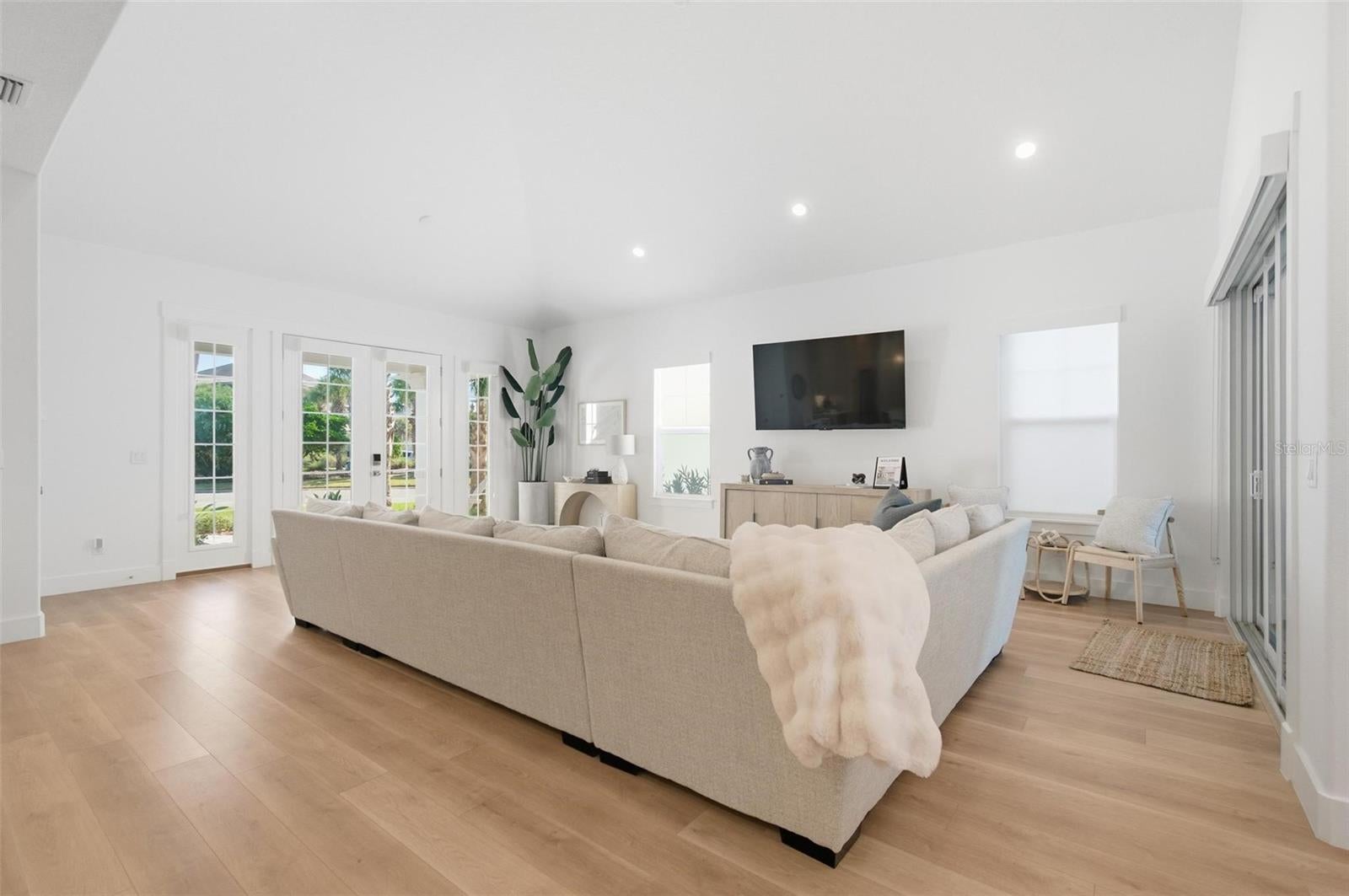 Palm Coast, Florida, 32137, United States, 5 Bedrooms Bedrooms, ,5 BathroomsBathrooms,Residential,Active,2006858