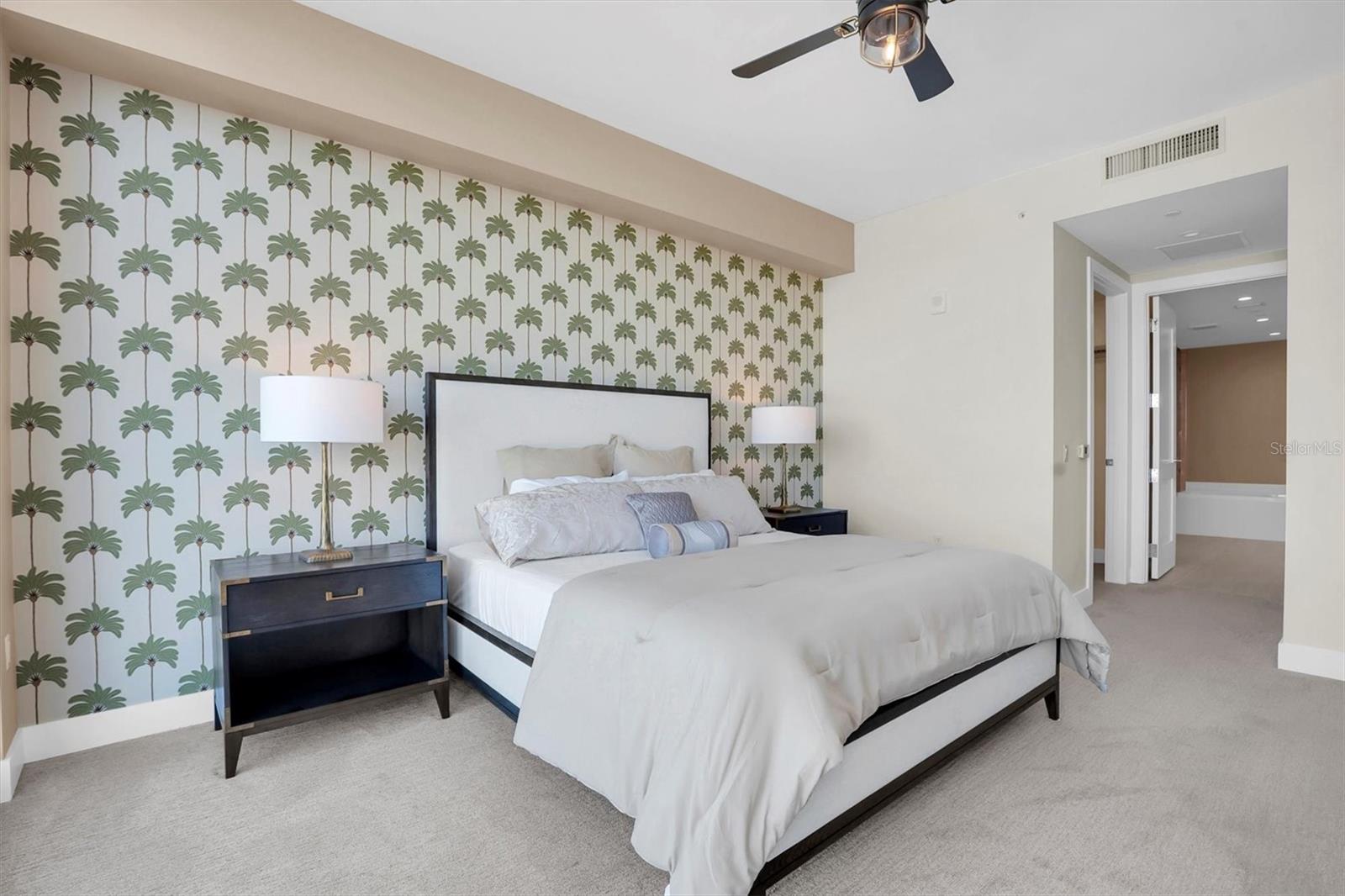 St Petersburg, Florida, 33701, United States, 3 Bedrooms Bedrooms, ,4 BathroomsBathrooms,Residential,Active,1965814