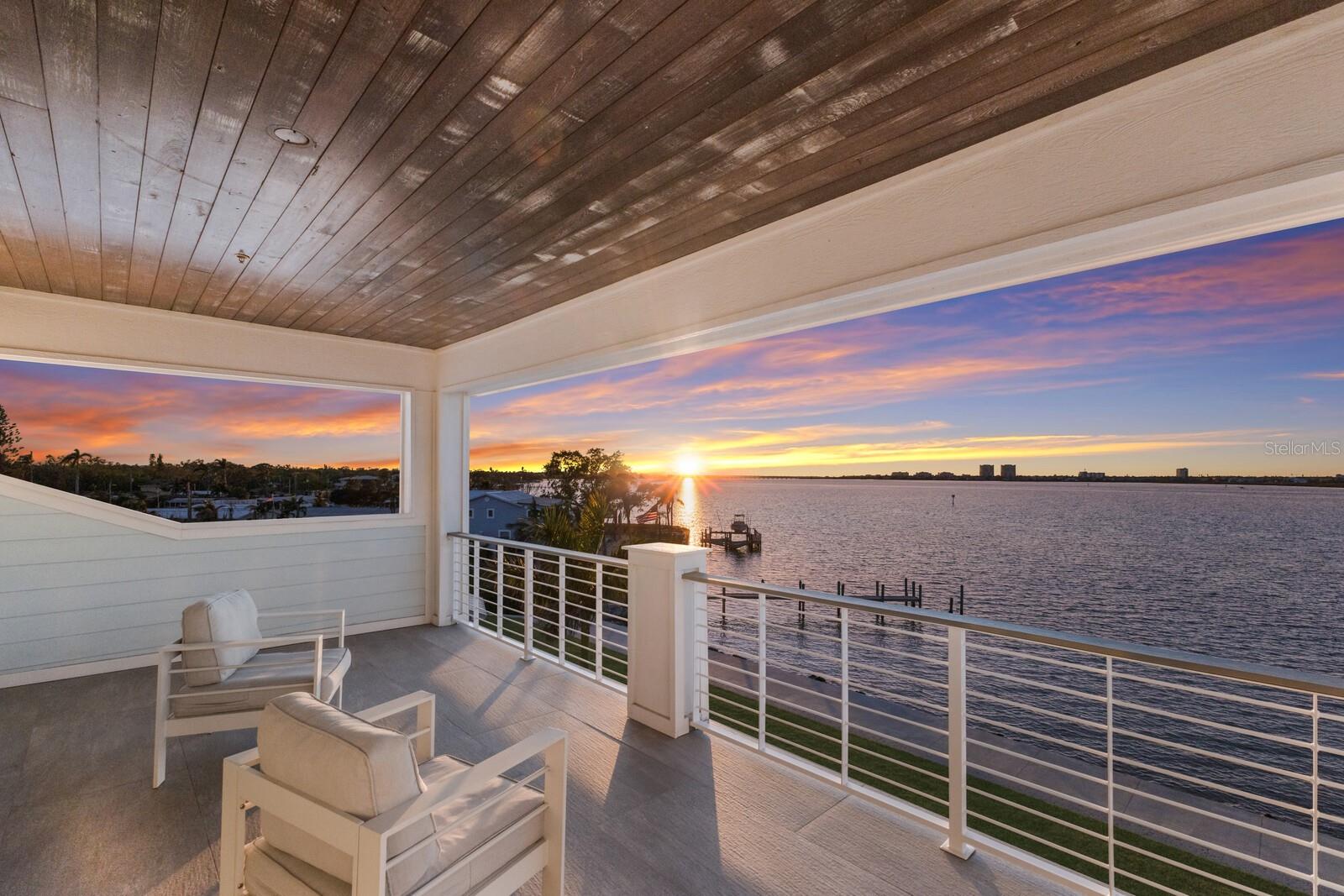 Bradenton, Florida, 34208, United States, ,5 BathroomsBathrooms,Residential,Active,1745633