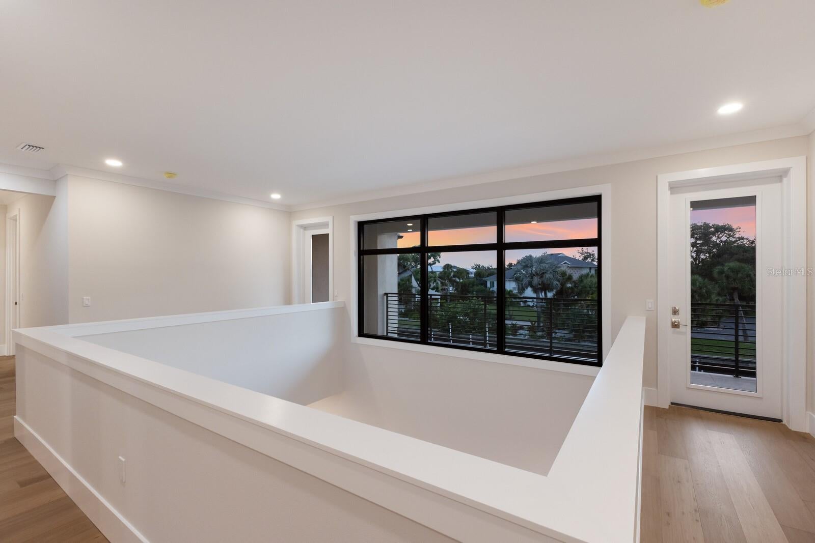 Sarasota, Florida, 34242, United States, 4 Bedrooms Bedrooms, ,6 BathroomsBathrooms,Residential,Active,1941333