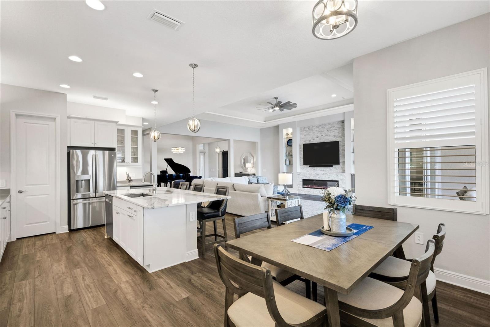 Sarasota, Florida, 34240, United States, 3 Bedrooms Bedrooms, ,3 BathroomsBathrooms,Residential,Active,2015455