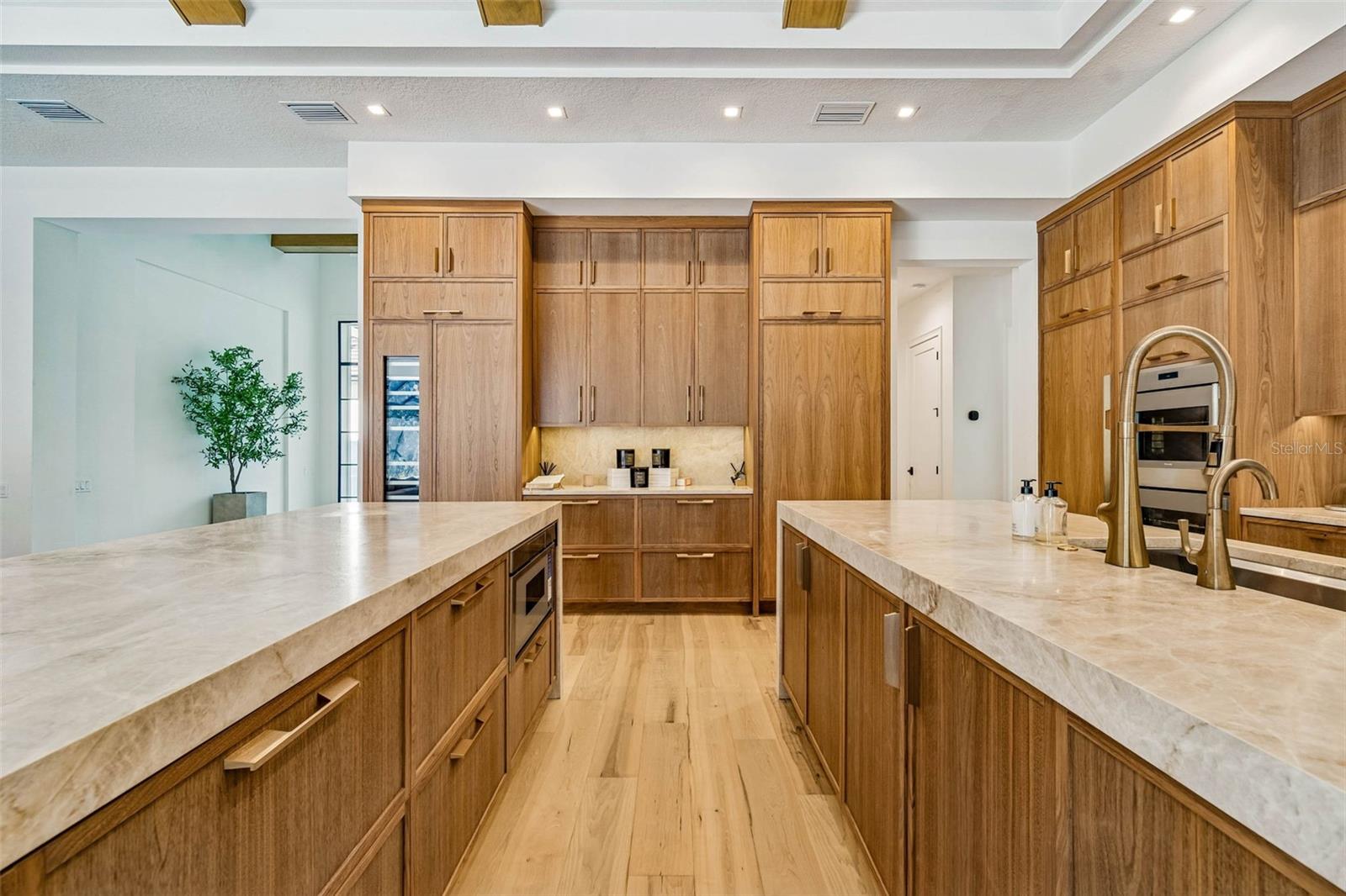 Lutz, Florida, 33549, United States, 4 Bedrooms Bedrooms, ,5 BathroomsBathrooms,Residential,Active,2035686