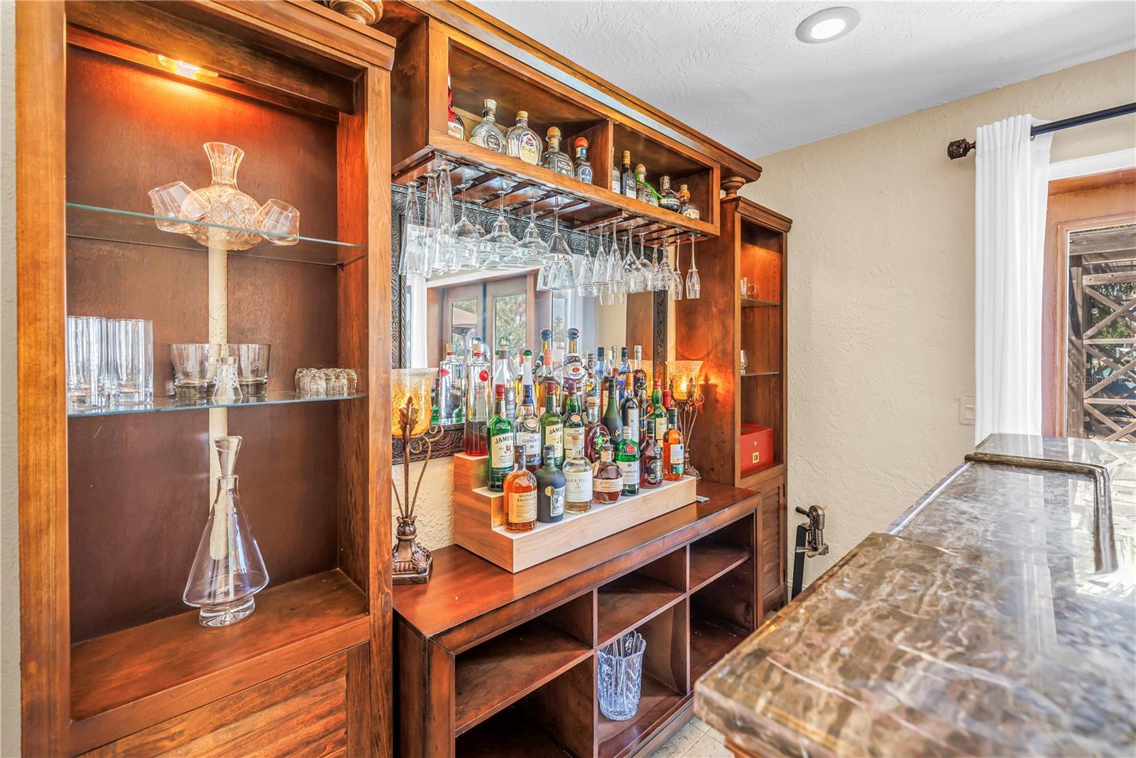 St Pete Beach, Florida, 33706, United States, 5 Bedrooms Bedrooms, ,3 BathroomsBathrooms,Residential,Active,2041617