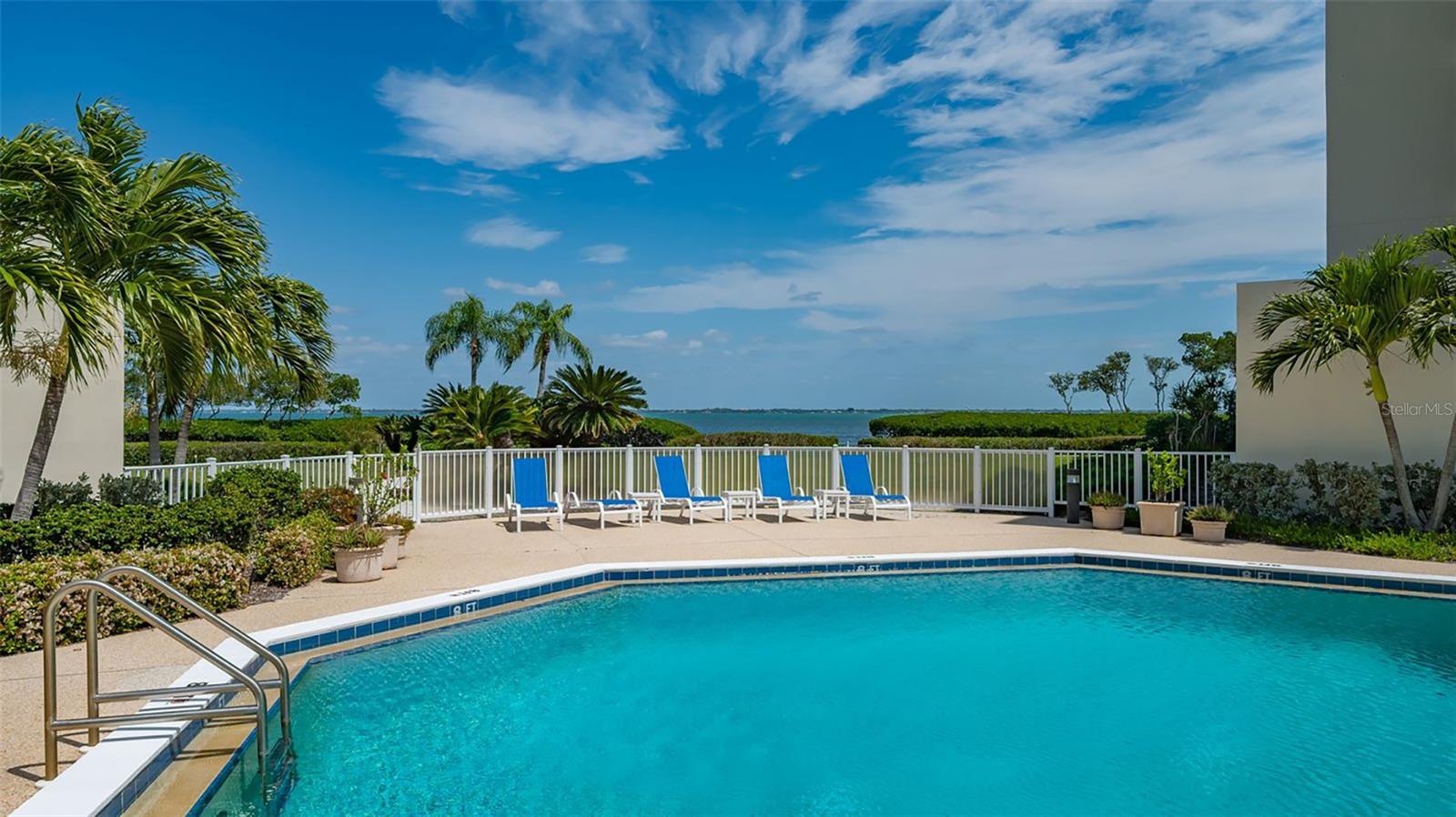 Longboat Key, Florida, 34228, United States, 2 Bedrooms Bedrooms, ,3 BathroomsBathrooms,Residential,Active,2009004