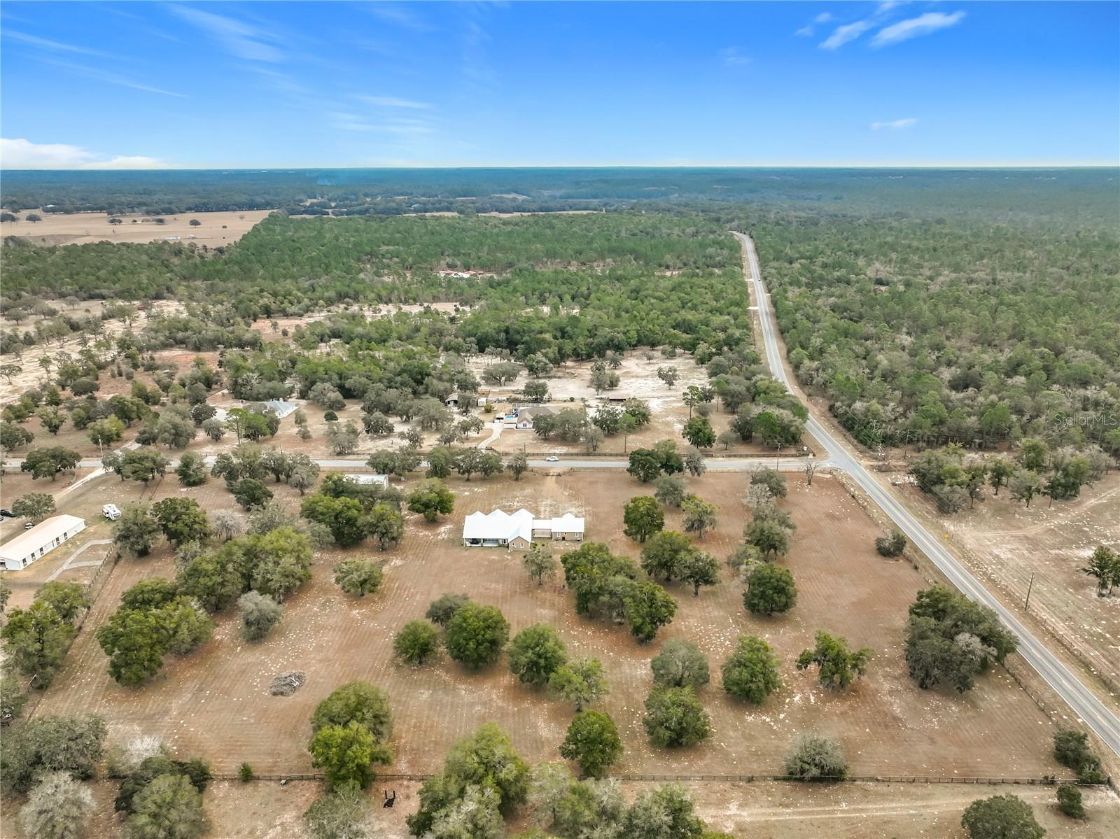 Dunnellon, Florida, 34432, United States, 5 Bedrooms Bedrooms, ,4 BathroomsBathrooms,Residential,Active,2012479