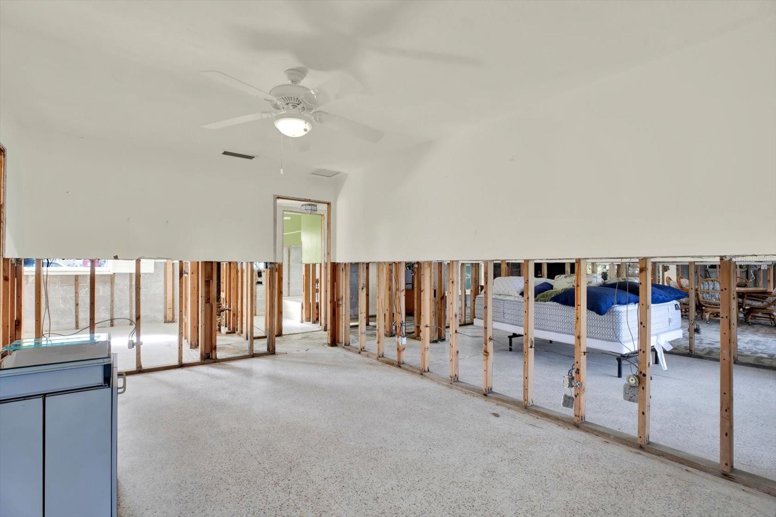 Largo, Florida, 33770, United States, 3 Bedrooms Bedrooms, ,2 BathroomsBathrooms,Residential,Active,2052103