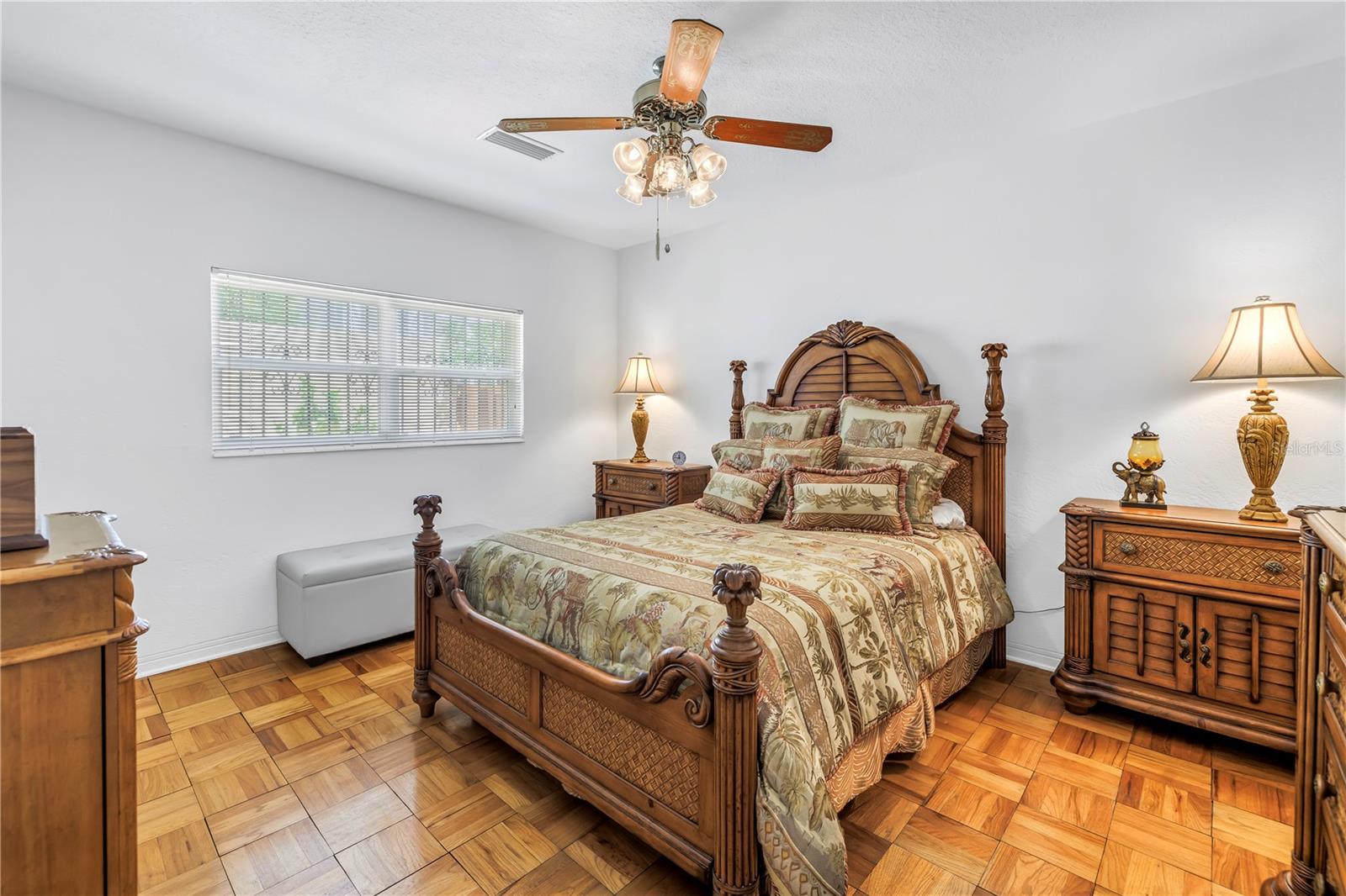 St Petersburg, Florida, 33704, United States, ,3 BathroomsBathrooms,Residential,Active,1824541