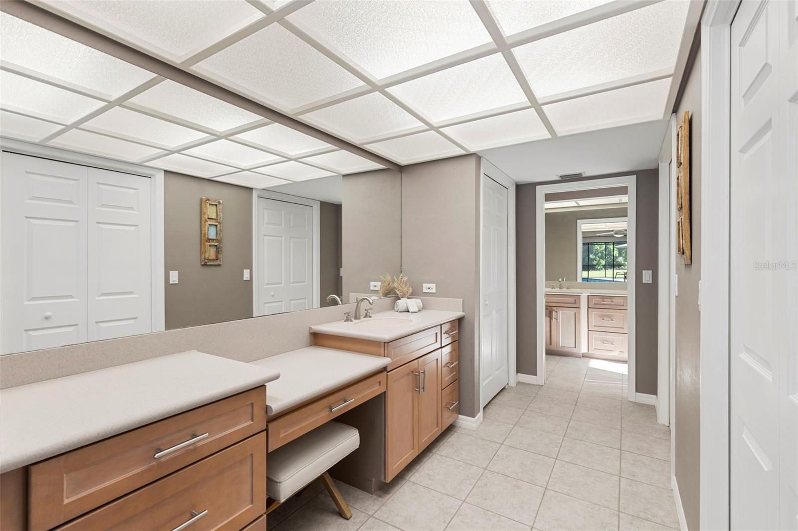 Clearwater, Florida, 33761, United States, 5 Bedrooms Bedrooms, ,3 BathroomsBathrooms,Residential,Active,1953689