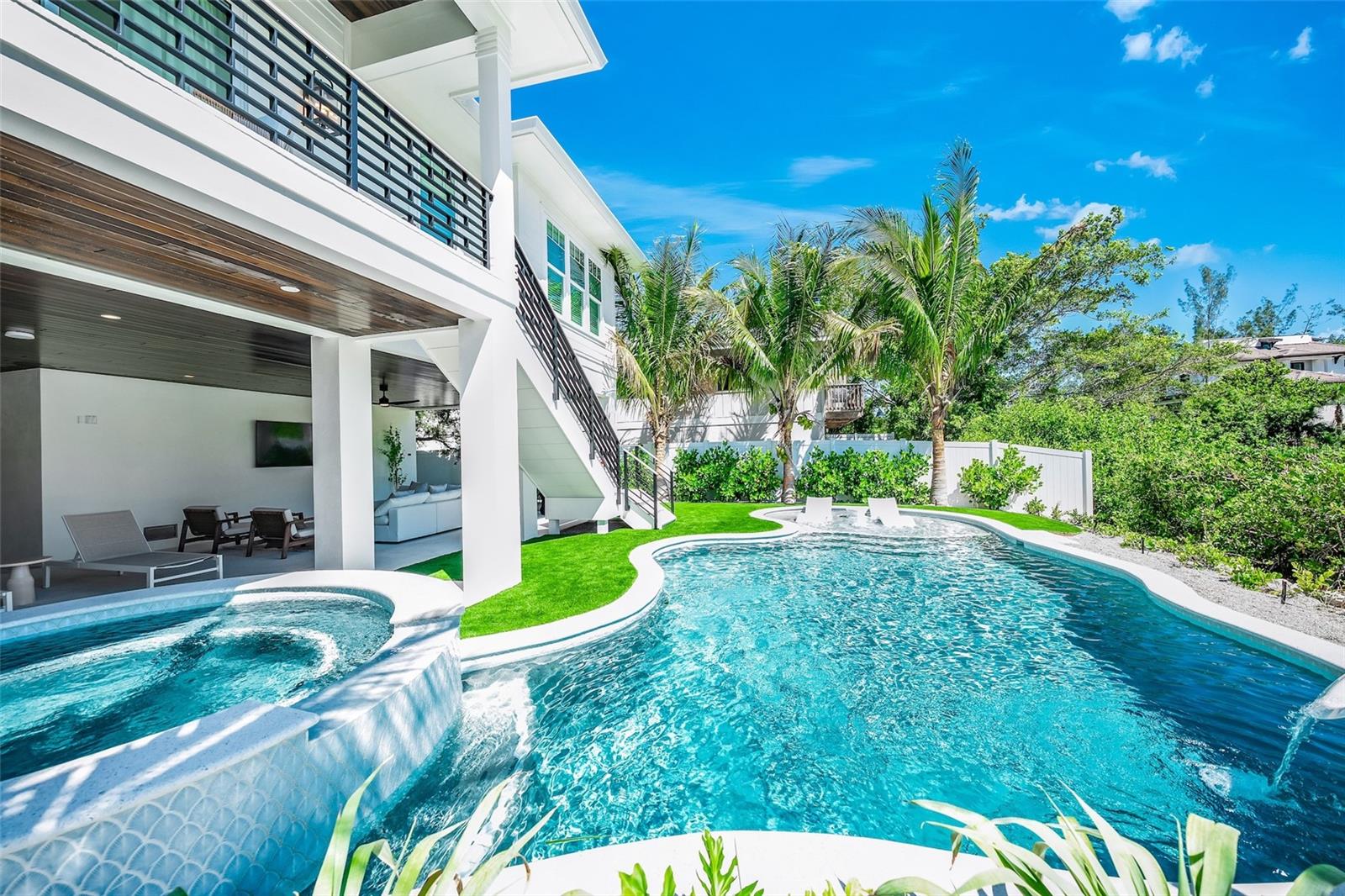 Sarasota, Florida, 34242, United States, 4 Bedrooms Bedrooms, ,5 BathroomsBathrooms,Residential,Active,1922294