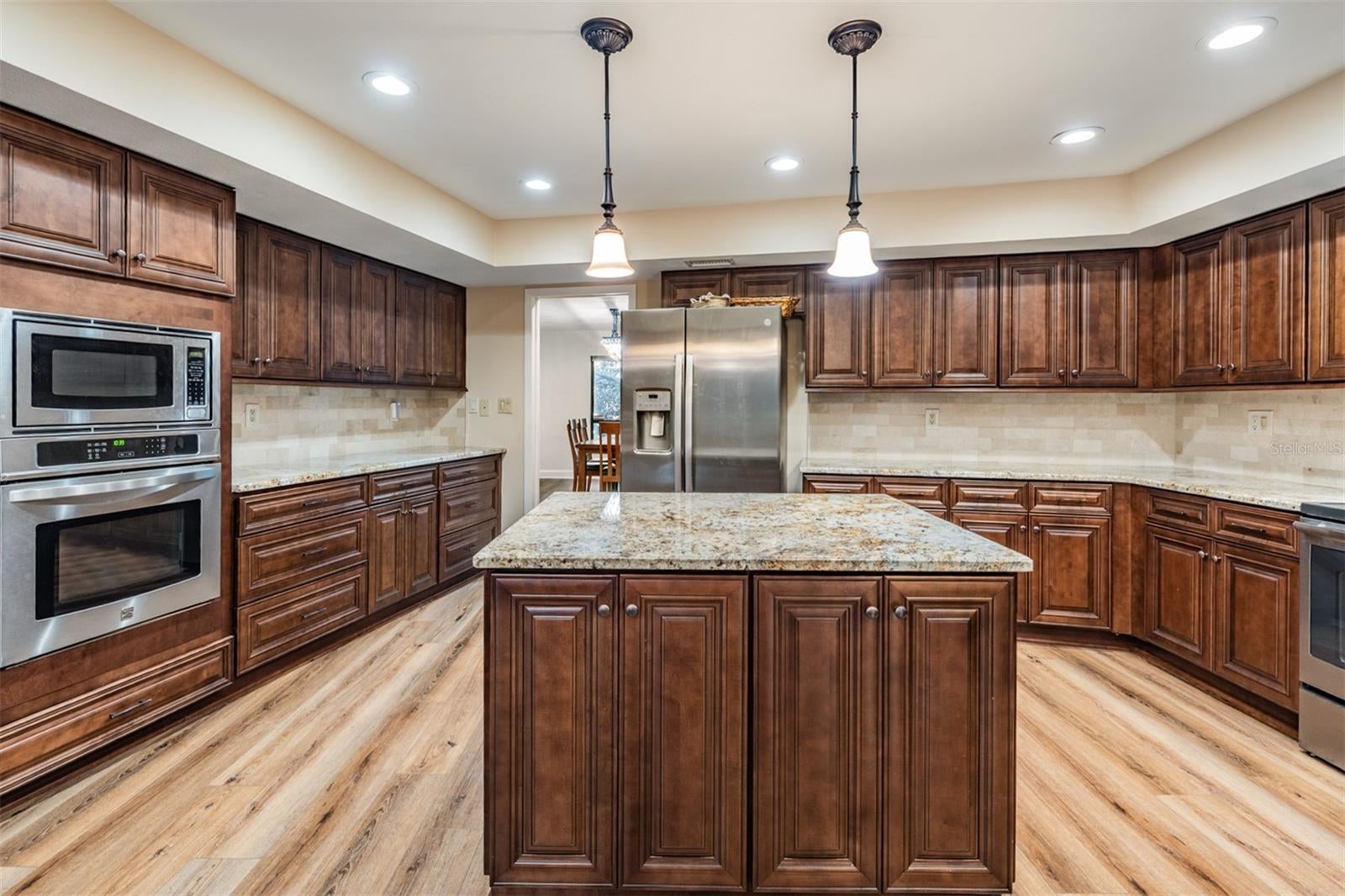 Palm Harbor, Florida, 34684, United States, 4 Bedrooms Bedrooms, ,4 BathroomsBathrooms,Residential,Active,1936412