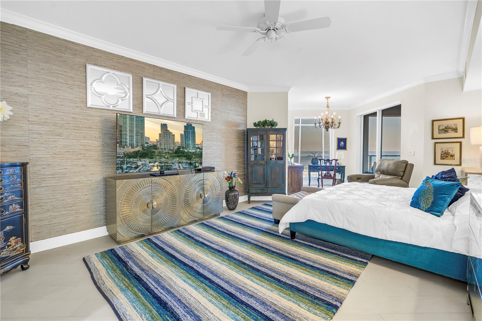 St Petersburg, Florida, 33701, United States, 2 Bedrooms Bedrooms, ,3 BathroomsBathrooms,Residential,Active,1993954