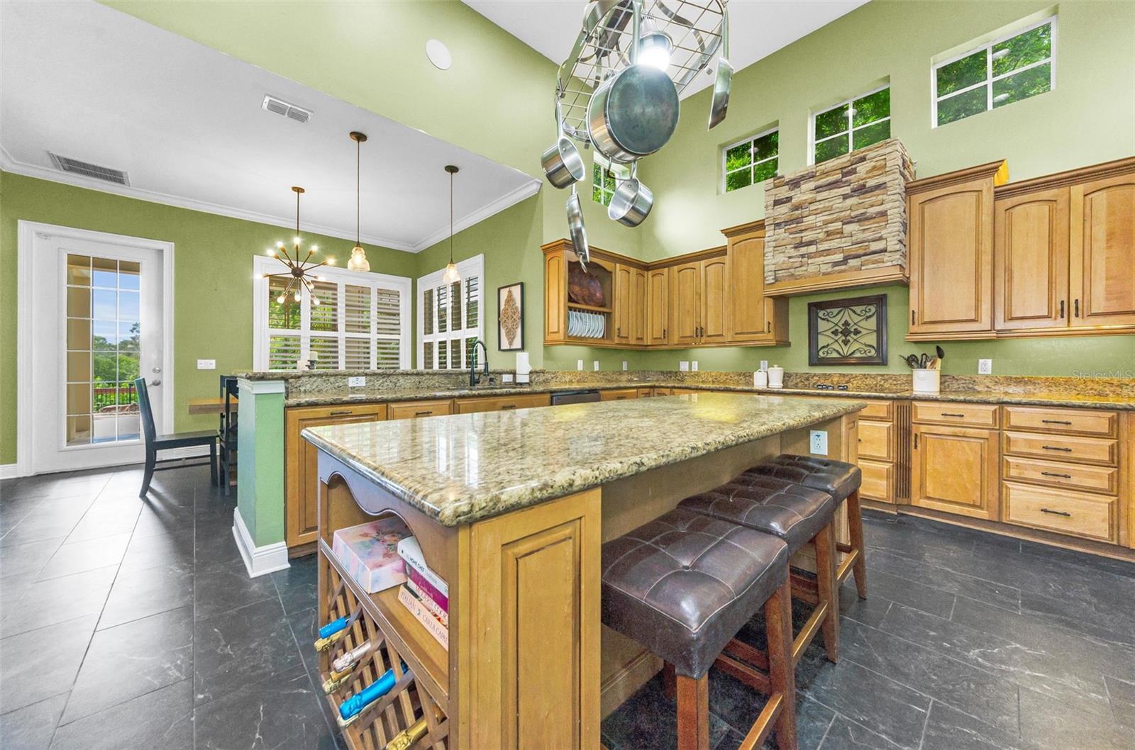 Holiday, Florida, 34691, United States, 4 Bedrooms Bedrooms, ,4 BathroomsBathrooms,Residential,Active,1961940