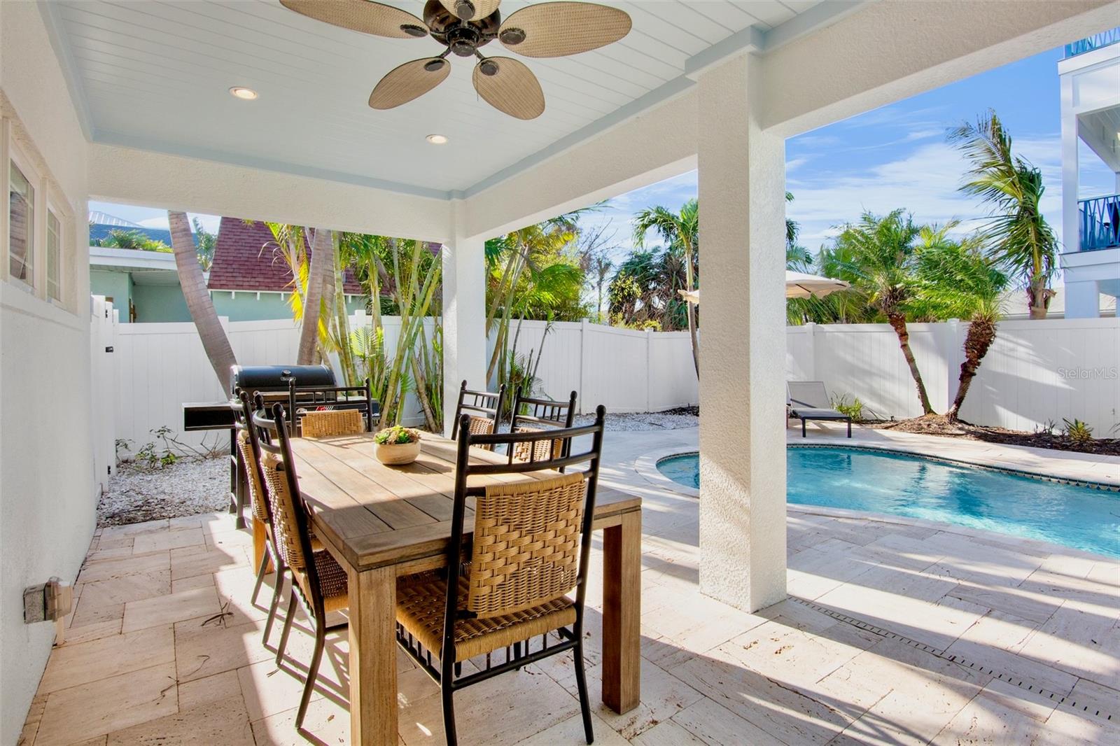 Anna Maria, Florida, 34216, United States, 2 Bedrooms Bedrooms, ,2 BathroomsBathrooms,Residential,Active,2006773