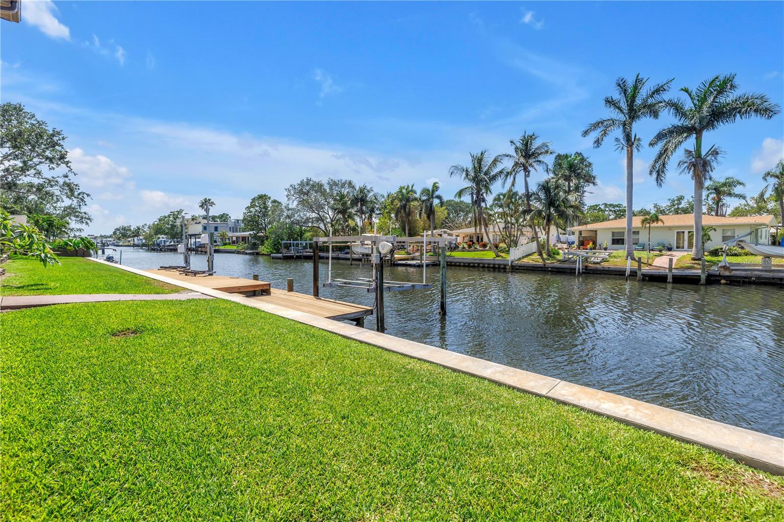 St Petersburg, Florida, 33703, United States, 5 Bedrooms Bedrooms, ,3 BathroomsBathrooms,Residential,Active,1824530