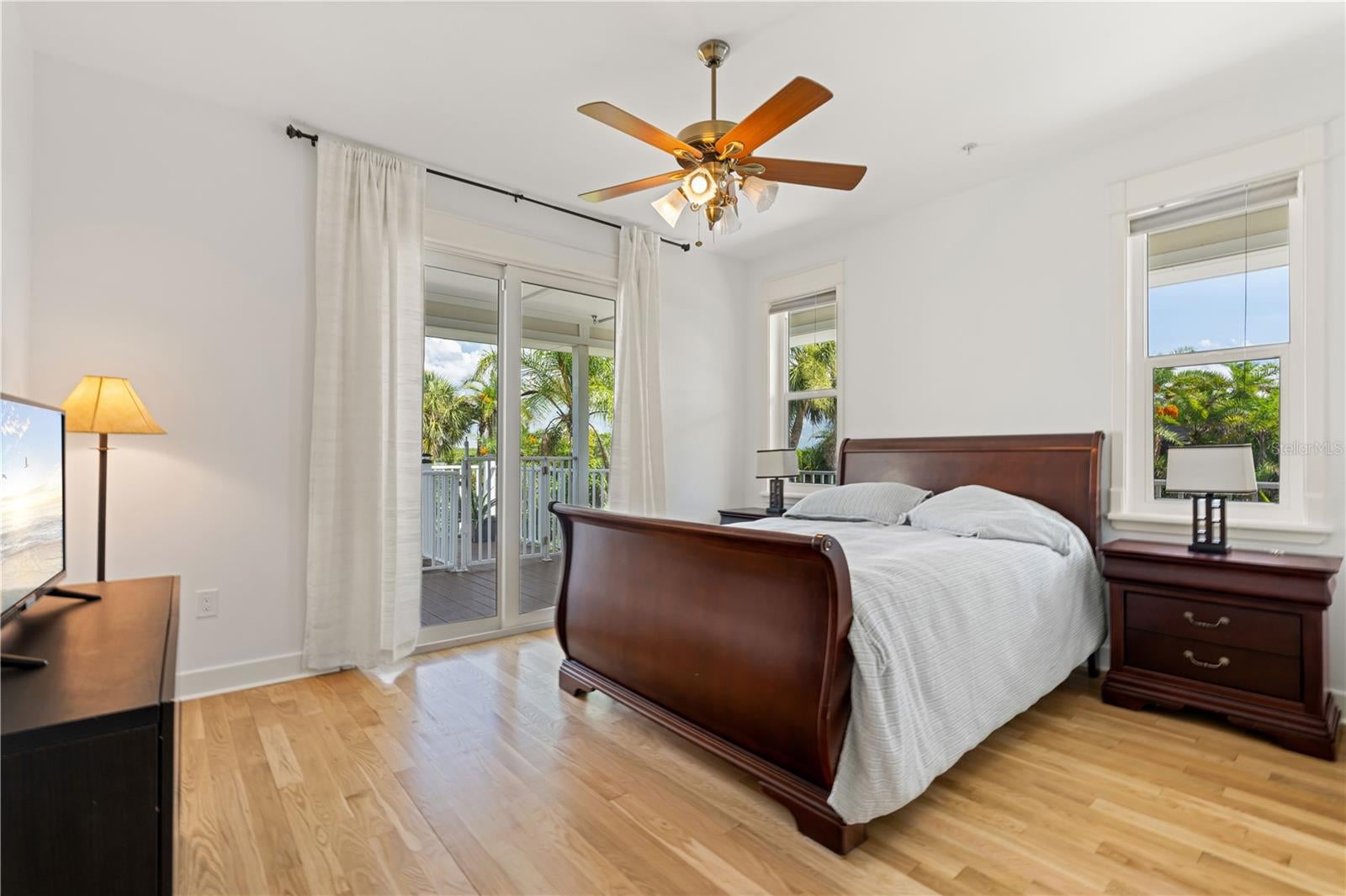 Punta Gorda, Florida, 33982, United States, 5 Bedrooms Bedrooms, ,4 BathroomsBathrooms,Residential,Active,1905353