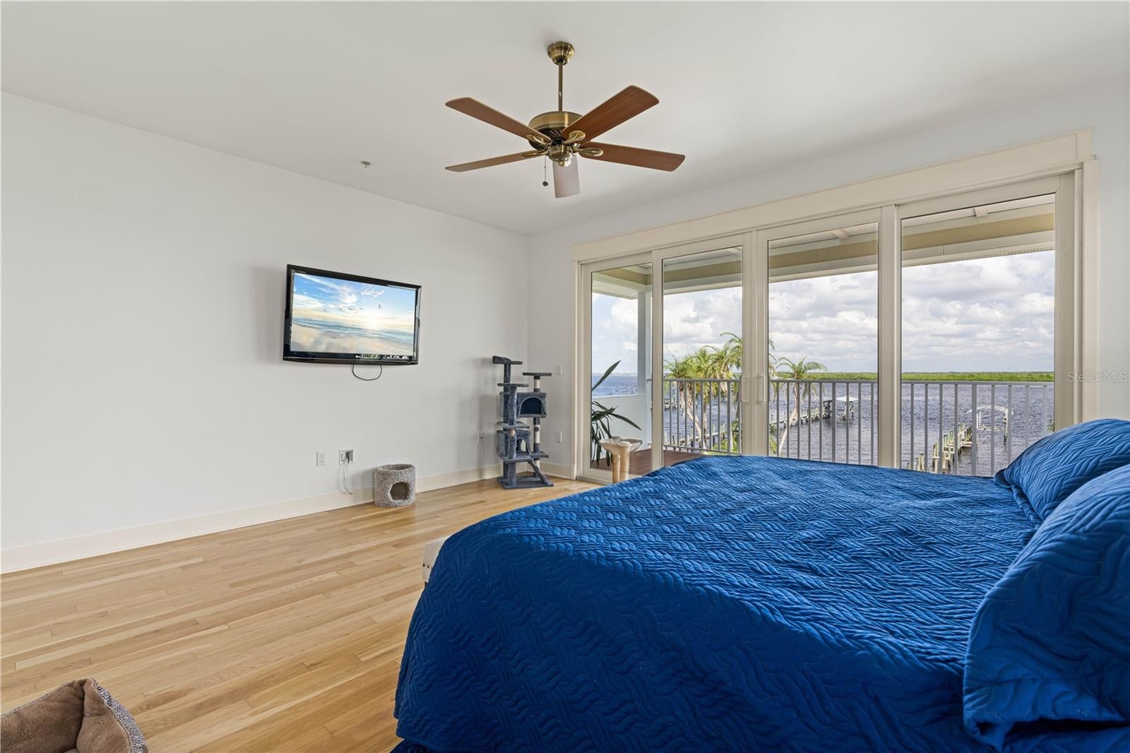 Punta Gorda, Florida, 33982, United States, 5 Bedrooms Bedrooms, ,4 BathroomsBathrooms,Residential,Active,1905353